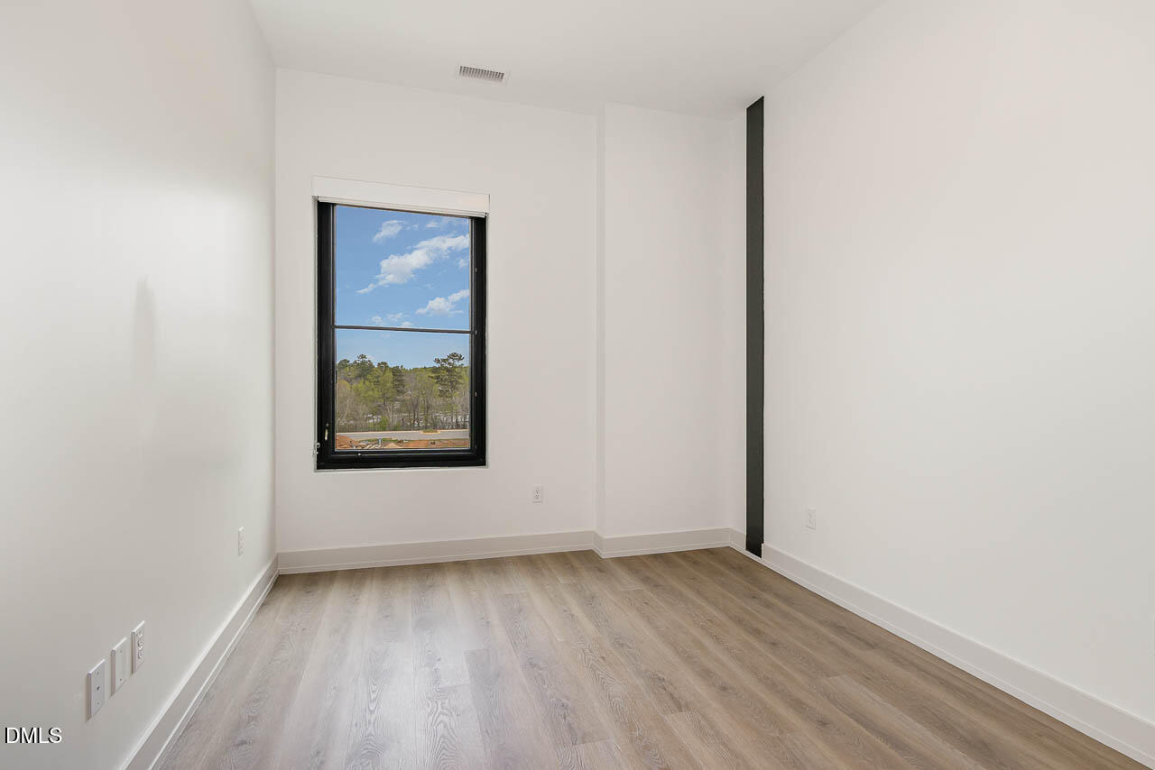 120 Mosaic Boulevard 301 Property Photo 13