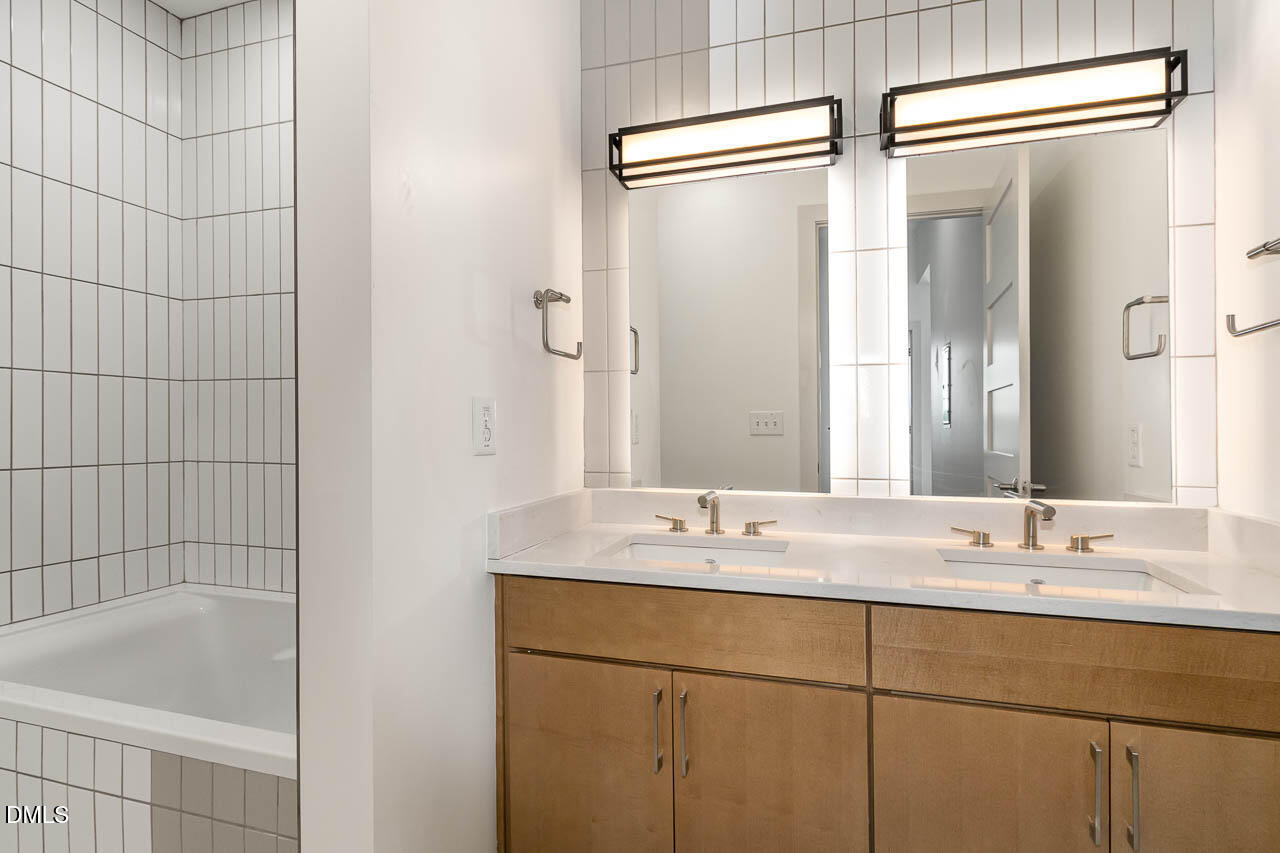 120 Mosaic Boulevard 301 Property Photo 17