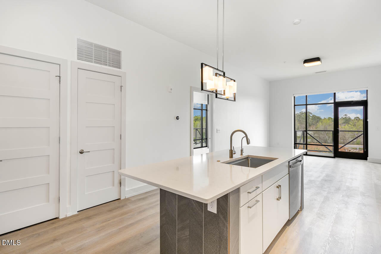 120 Mosaic Boulevard 301 Property Photo 19
