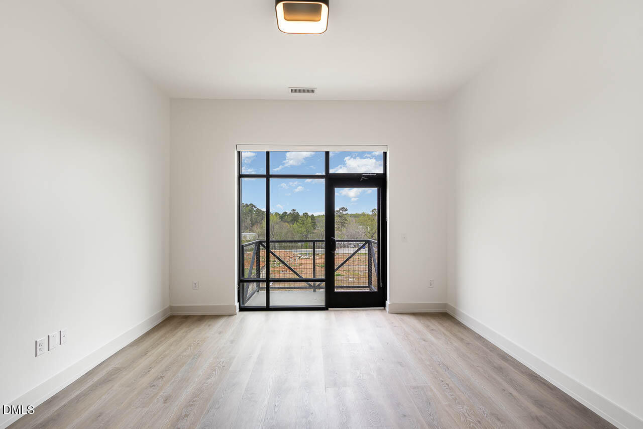 120 Mosaic Boulevard 301 Property Photo 21