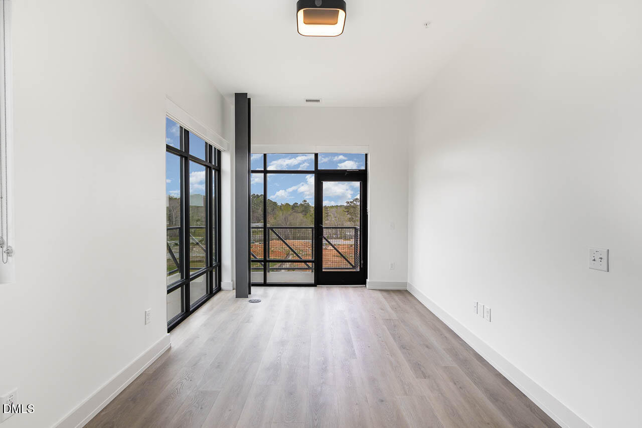 120 Mosaic Boulevard 301 Property Photo 22