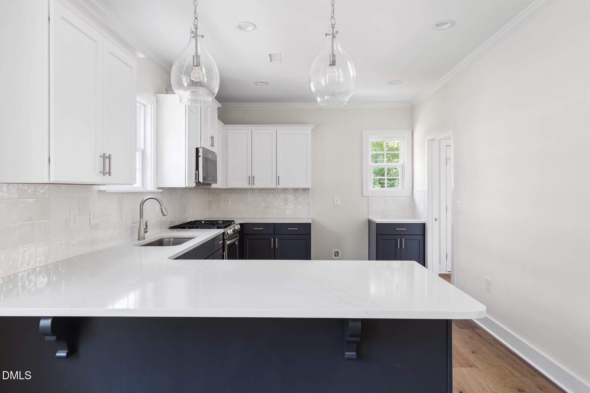 1122 Berkeley Street Property Photo 12