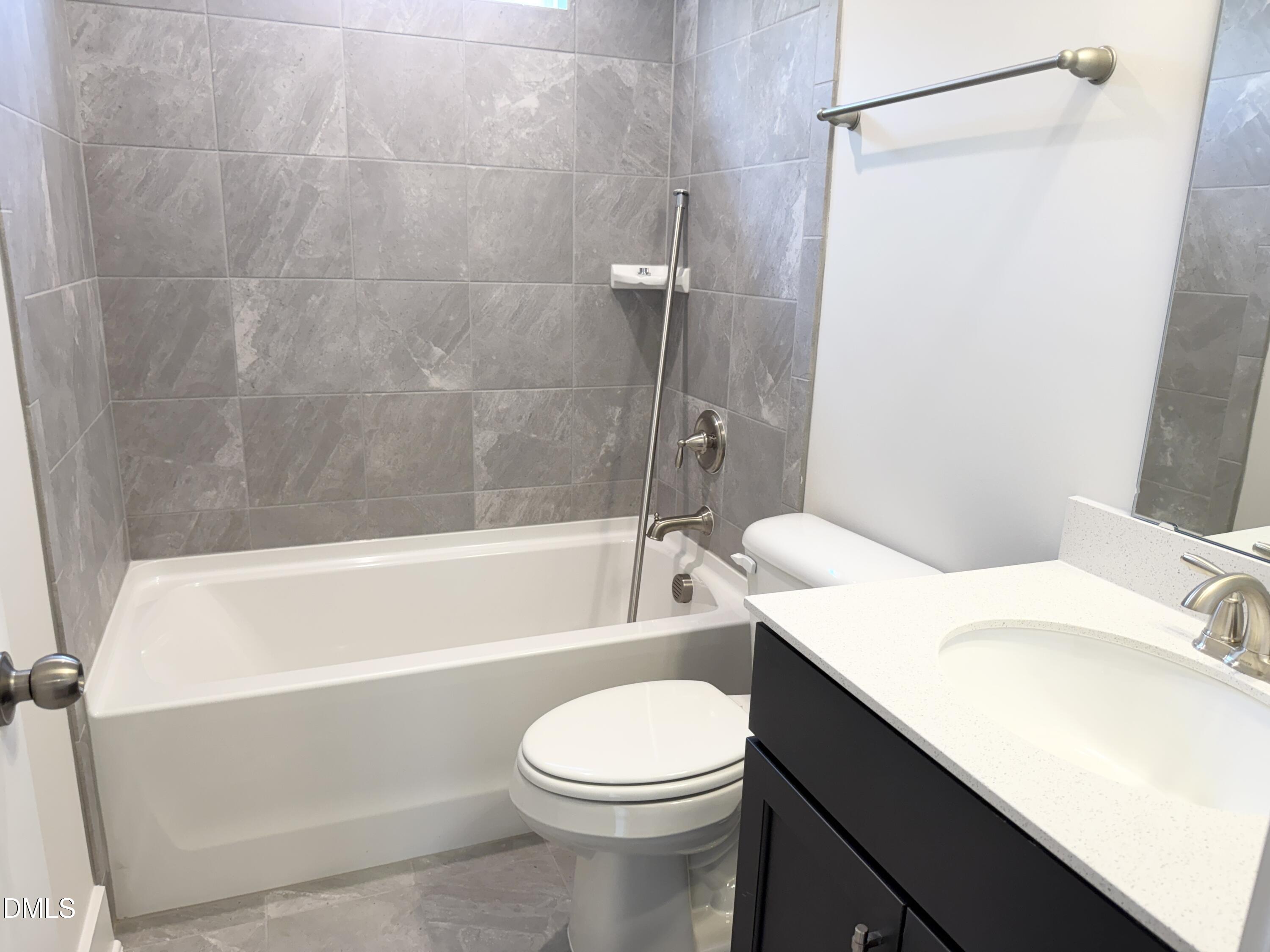 1122 Berkeley Street Property Photo 21