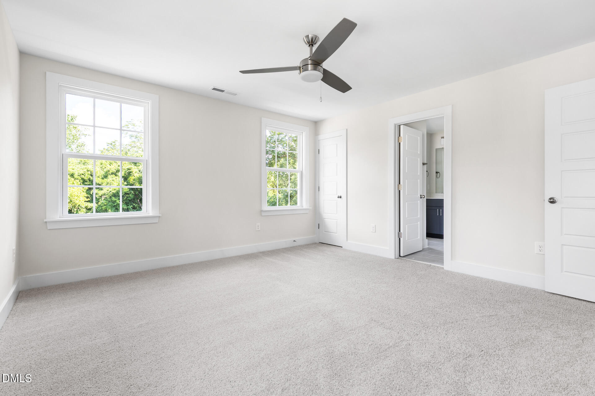 1122 Berkeley Street Property Photo 21
