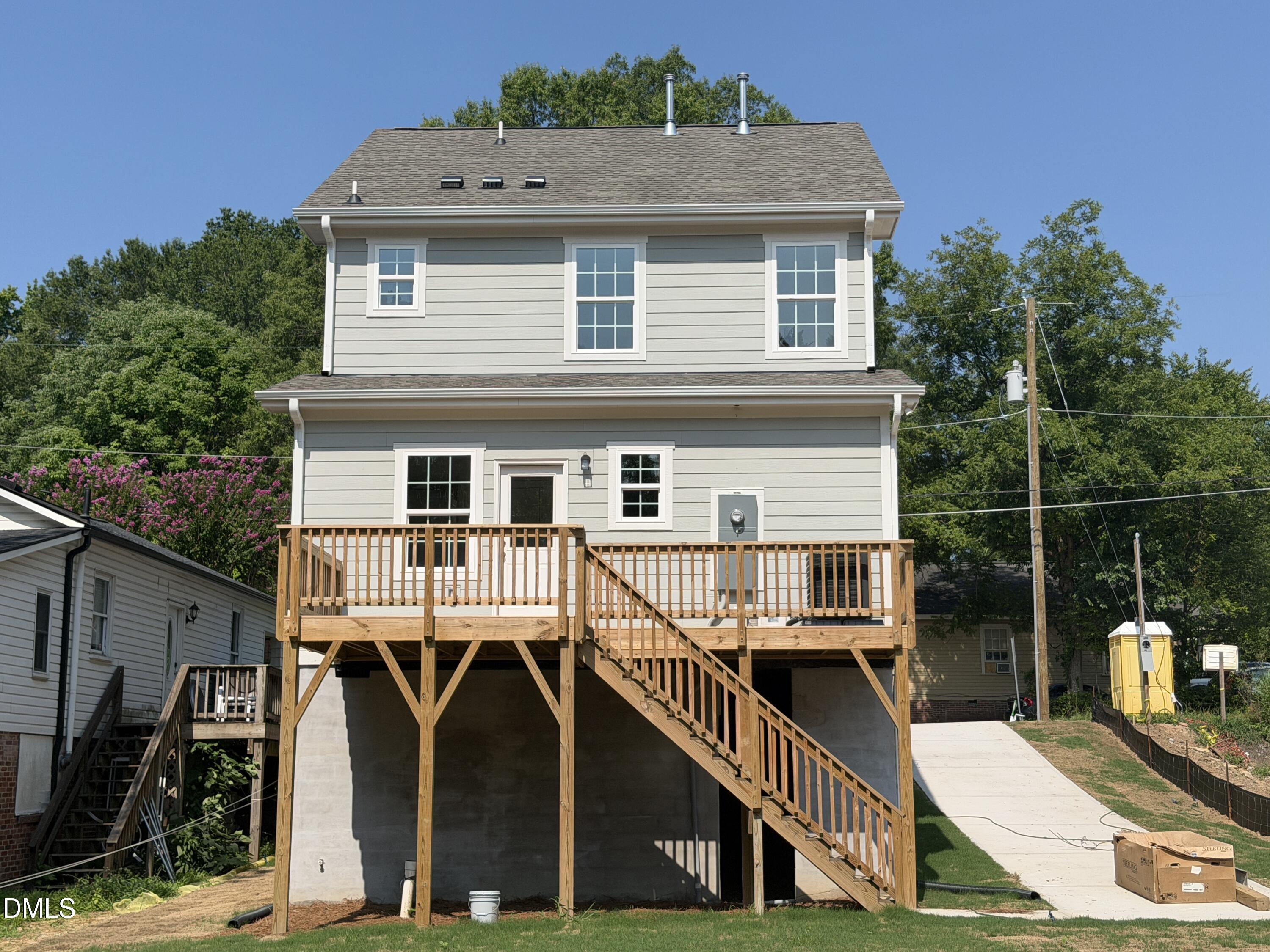 1122 Berkeley Street Property Photo 26