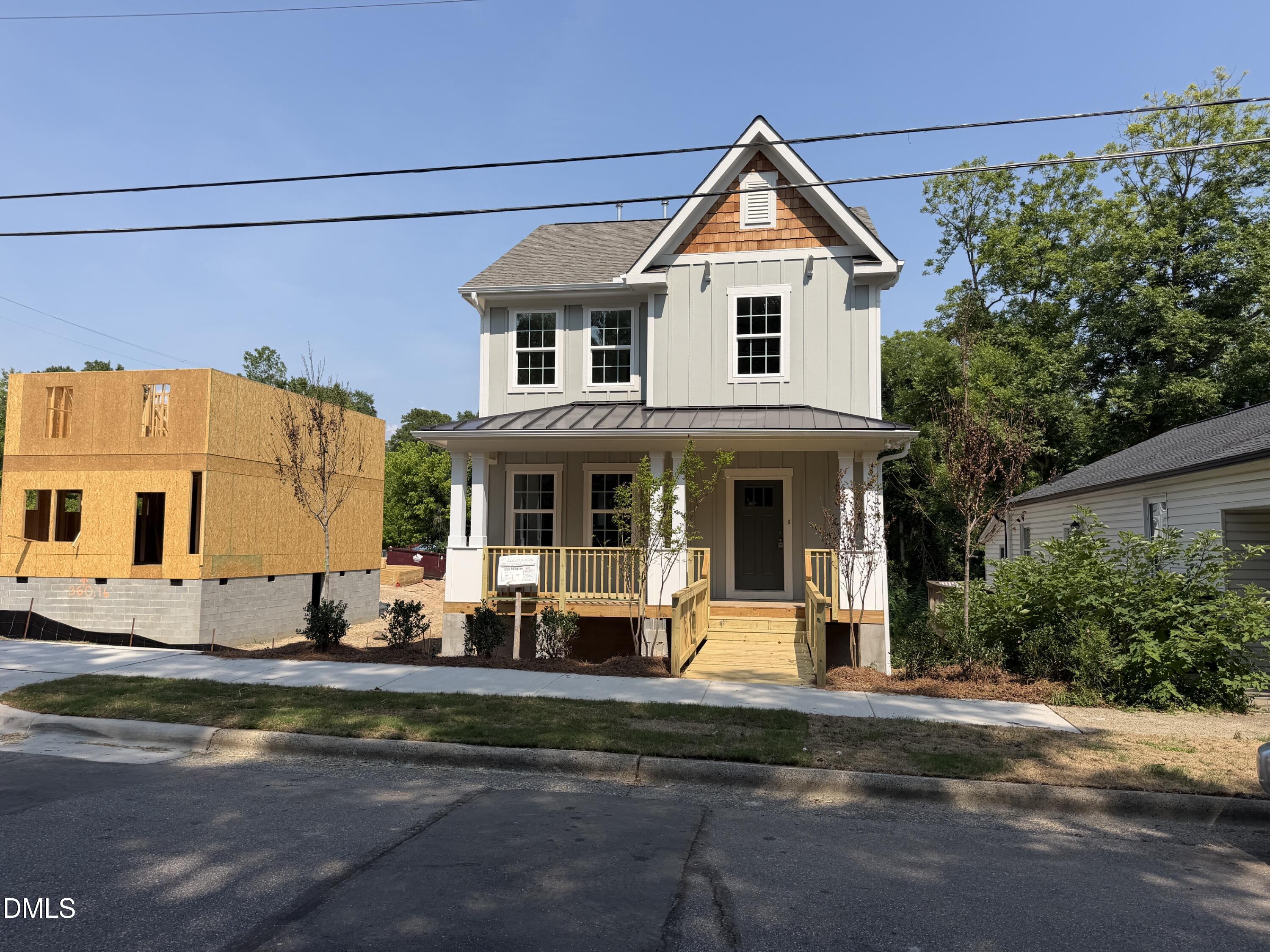 1122 Berkeley Street Property Photo 27