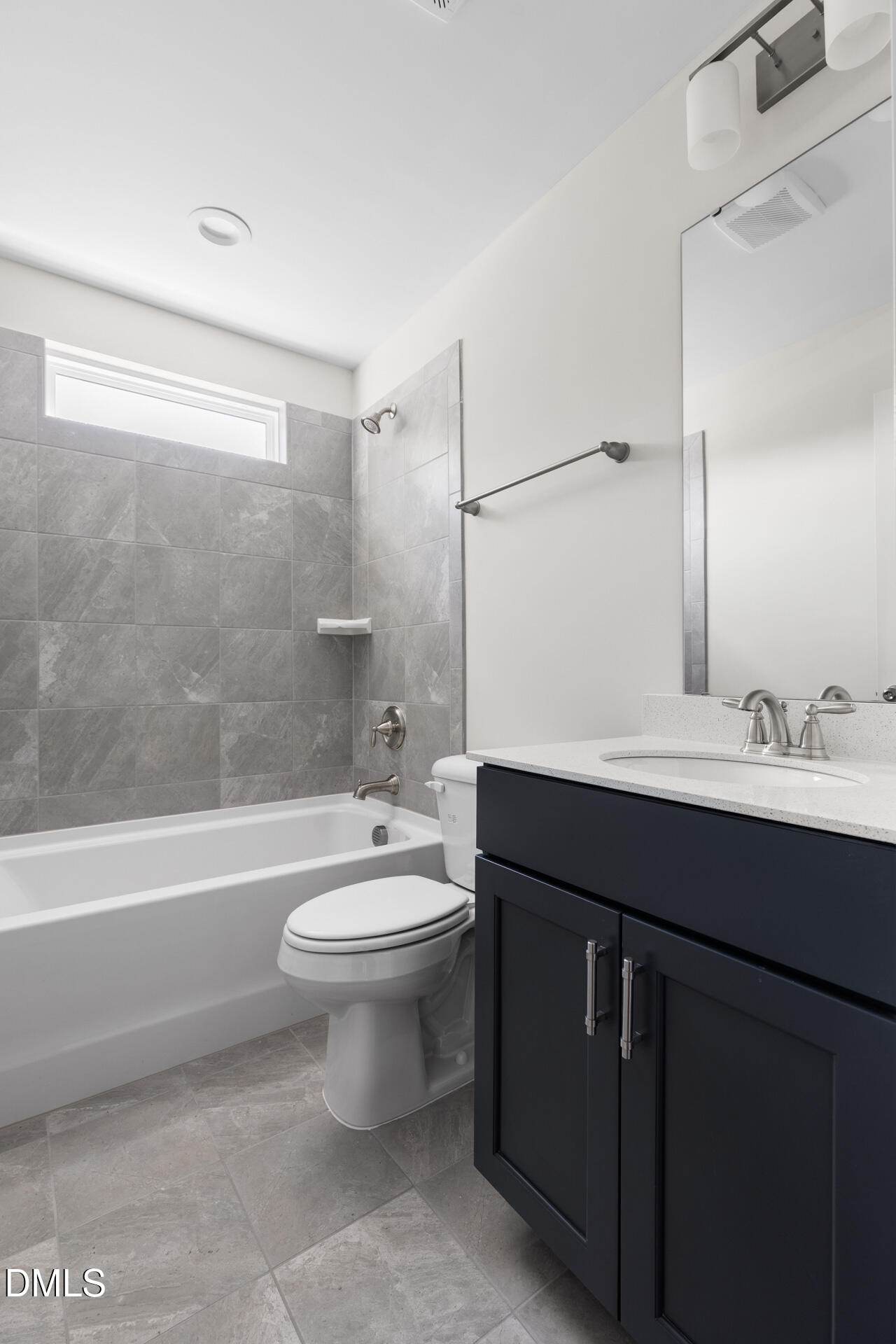 1122 Berkeley Street Property Photo 31
