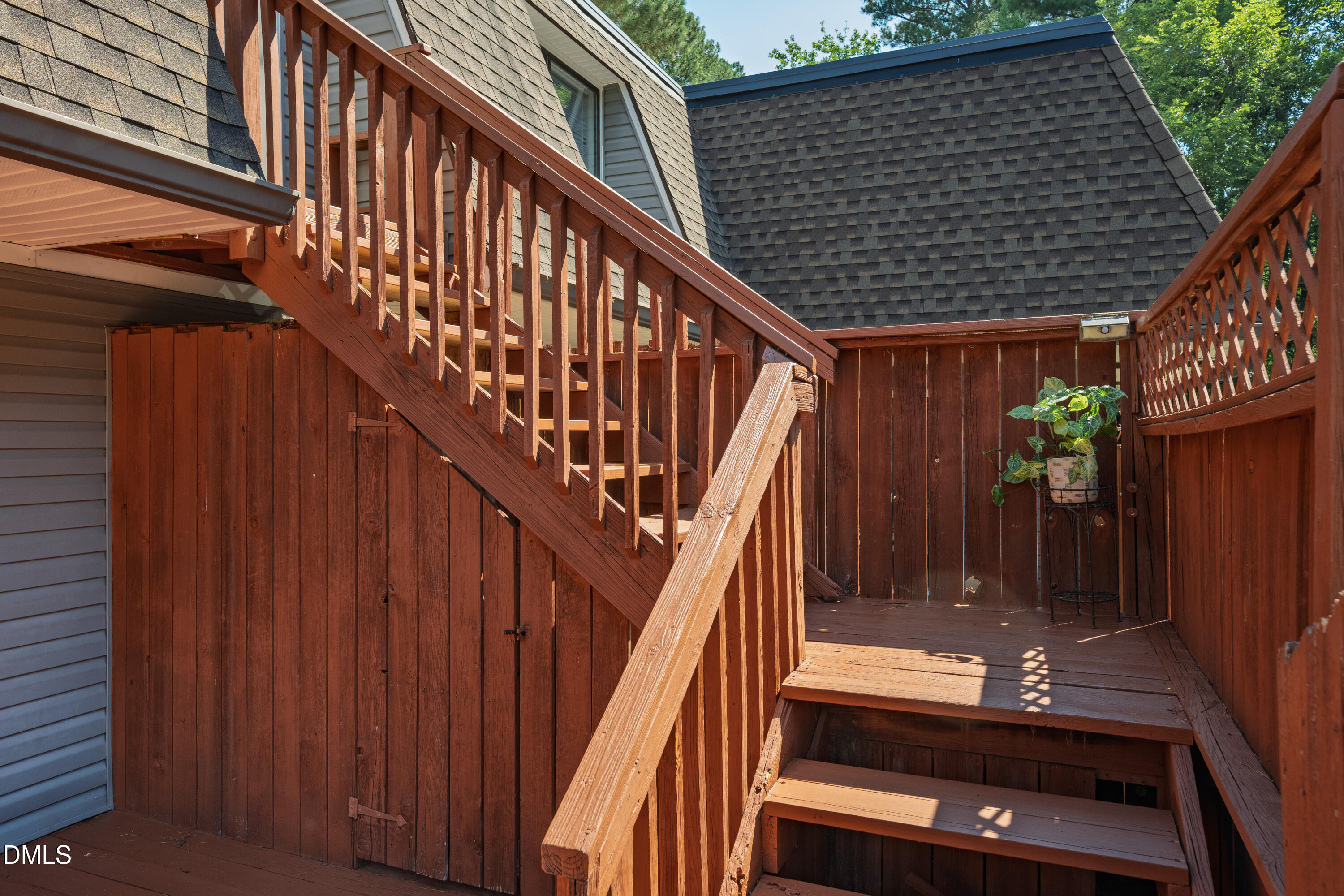 270 Summerwalk Circle Property Photo 4