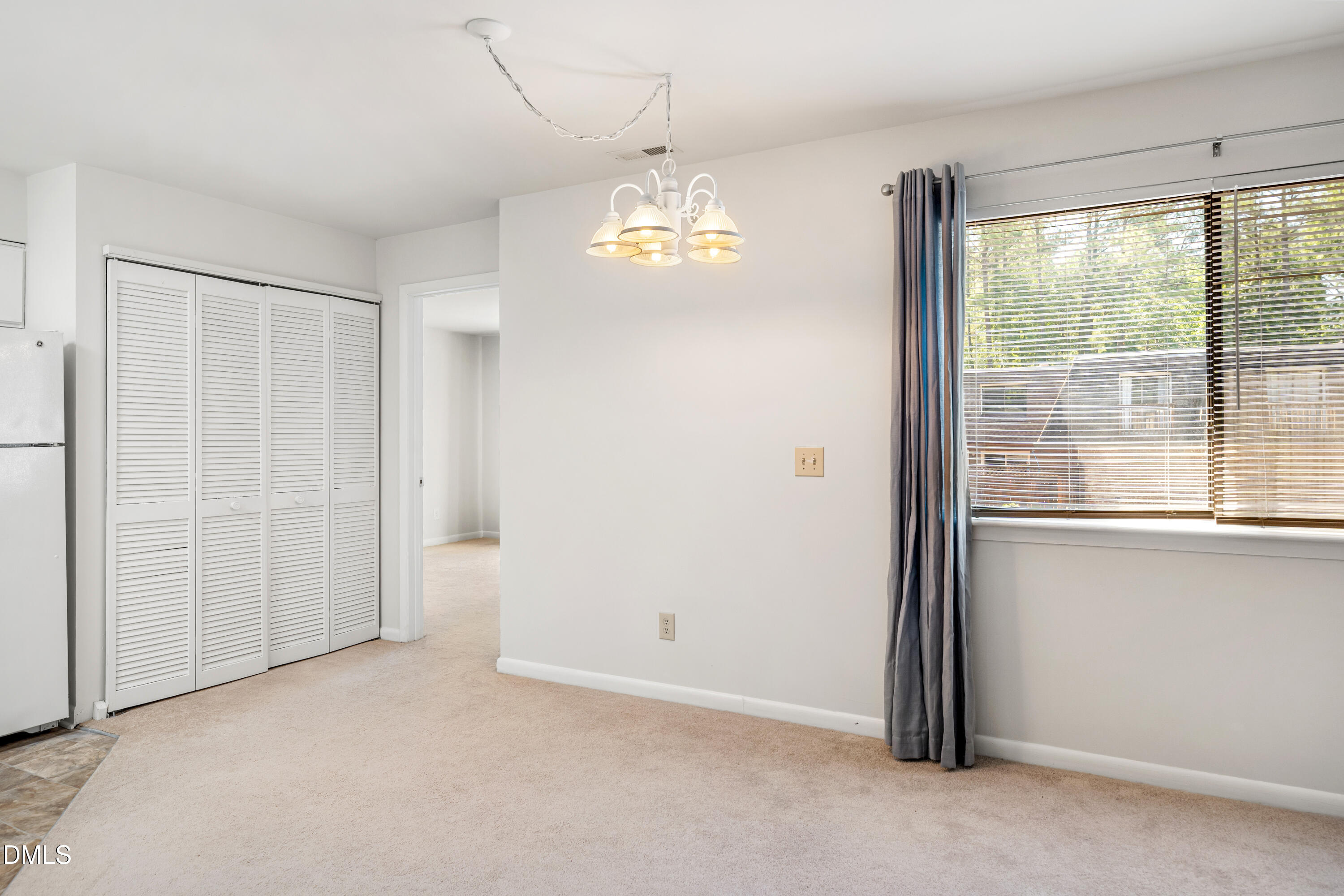270 Summerwalk Circle Property Photo 11
