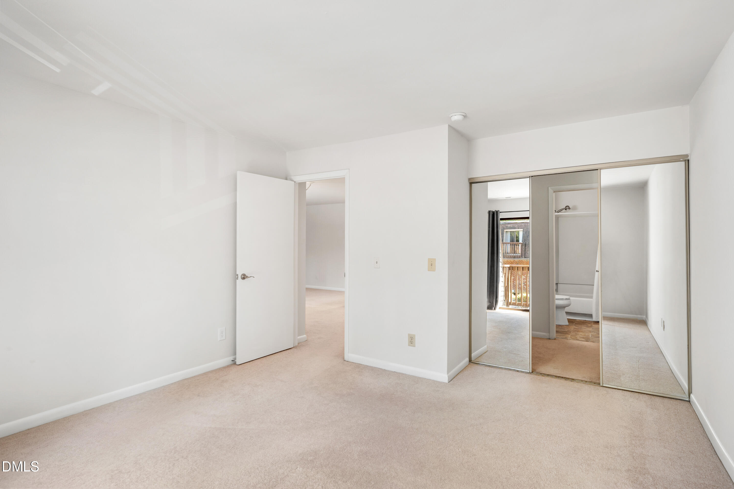 270 Summerwalk Circle Property Photo 19