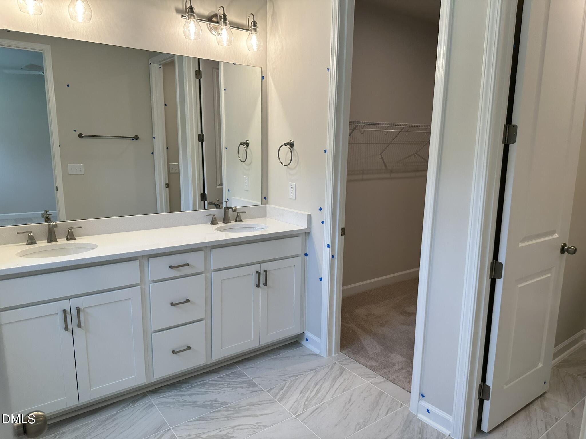 202 Solaire Alley Property Photo 16