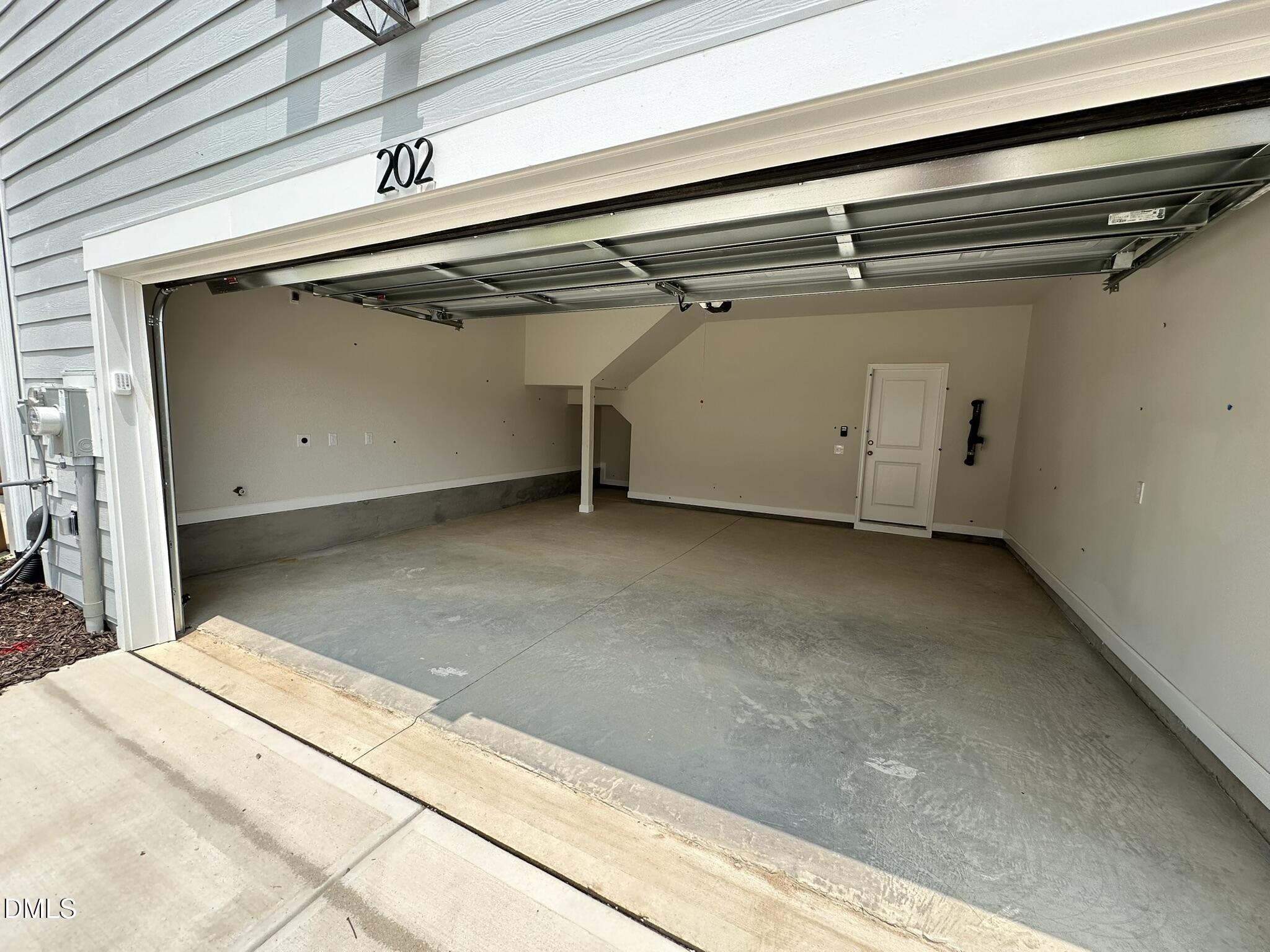 202 Solaire Alley Property Photo 20
