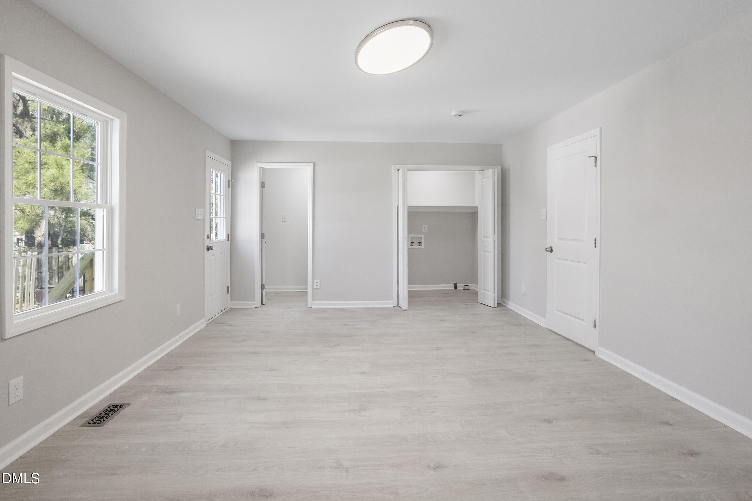 8 Bair Circle Property Photo 10
