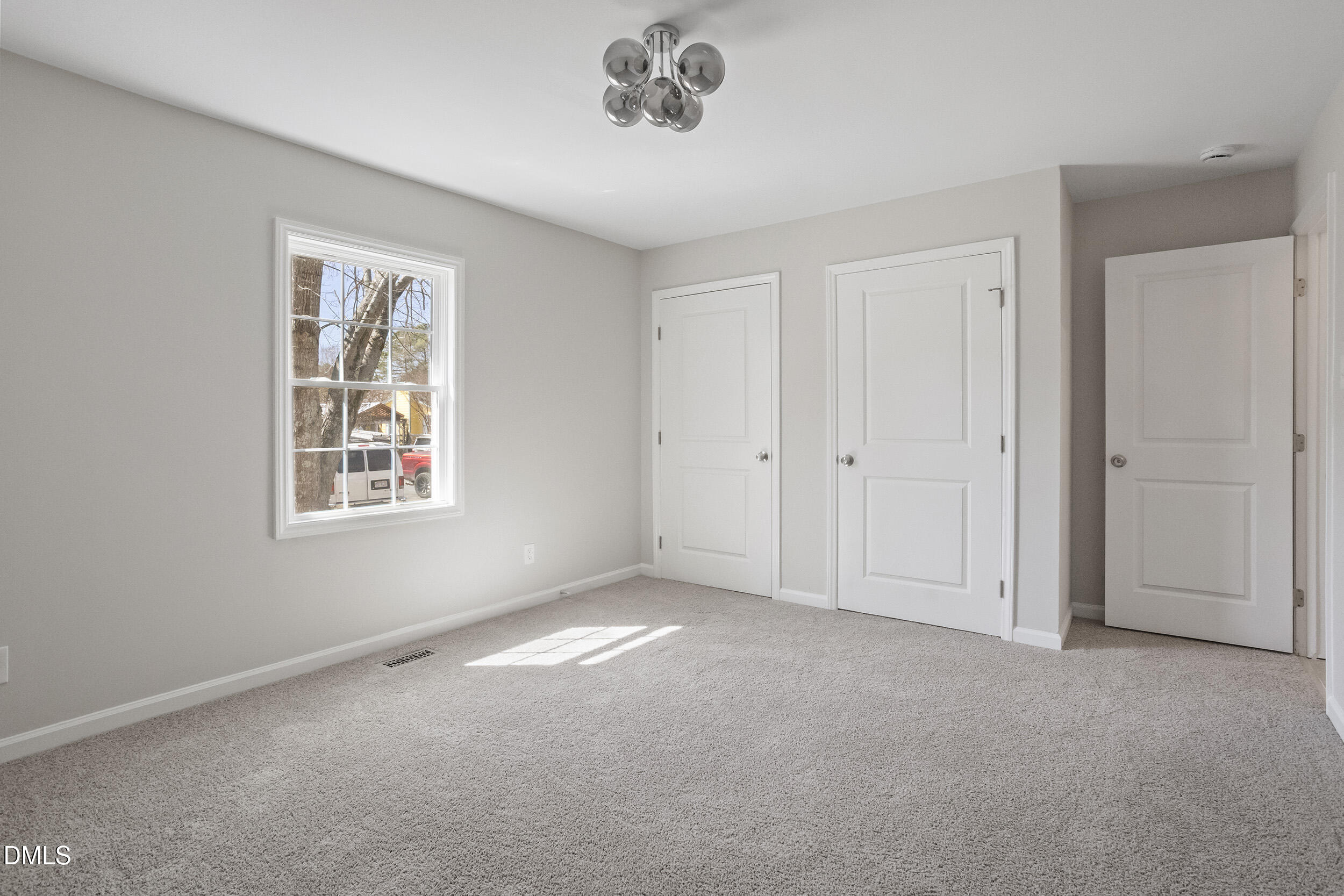 8 Bair Circle Property Photo 12