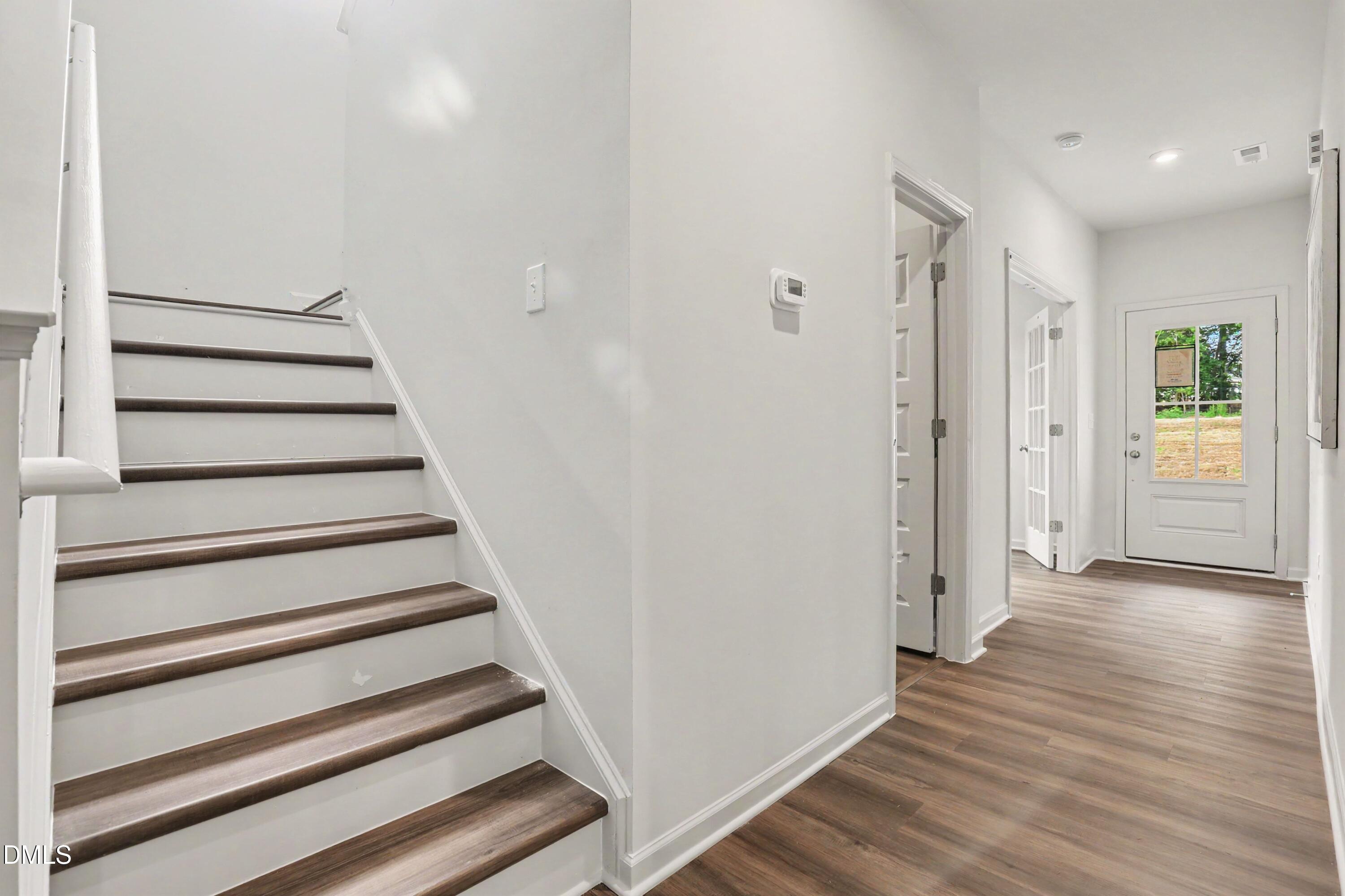 185 Ember Street Property Photo 4