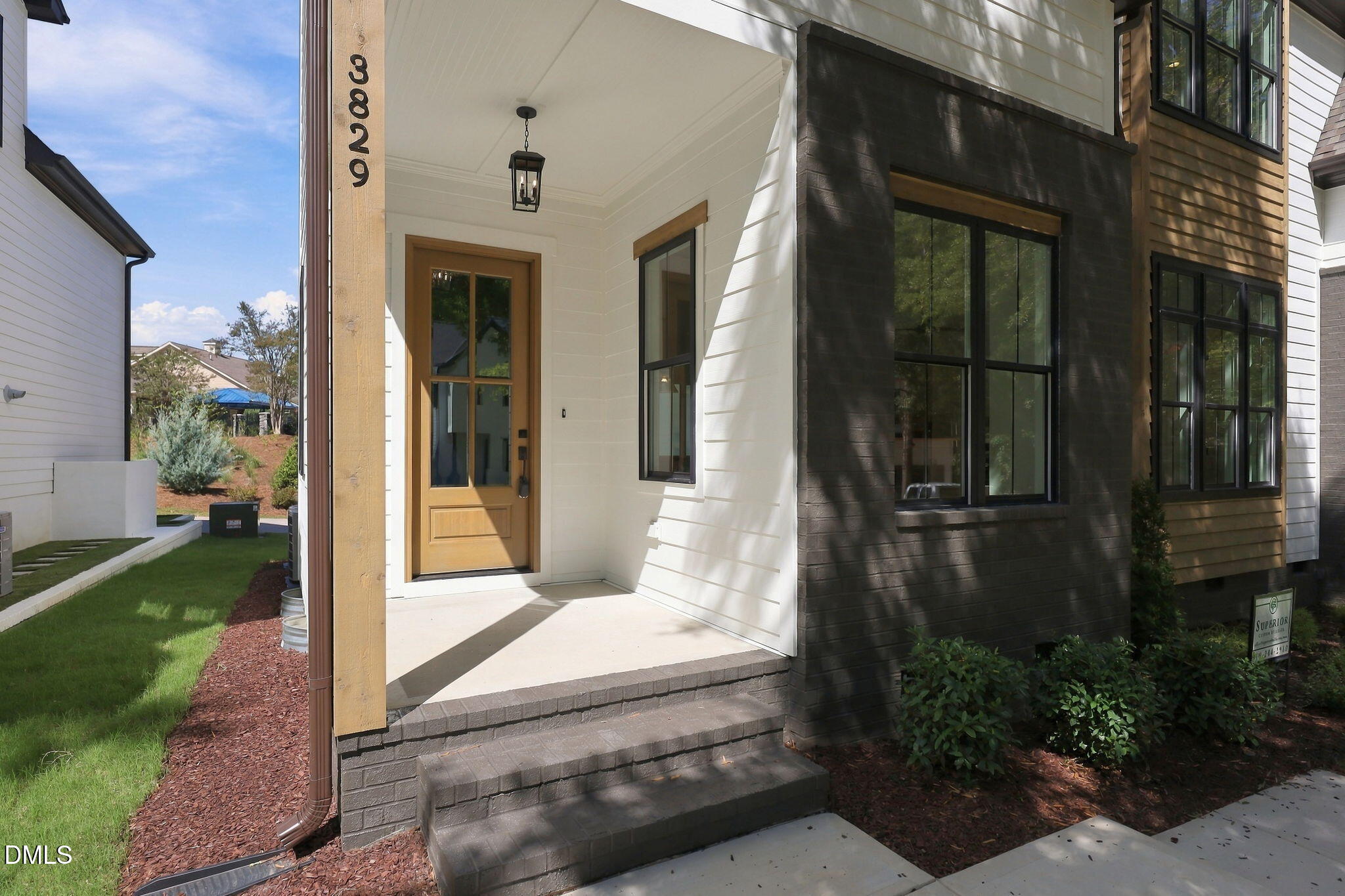 3829 Coach Lantern Avenue Property Photo 4