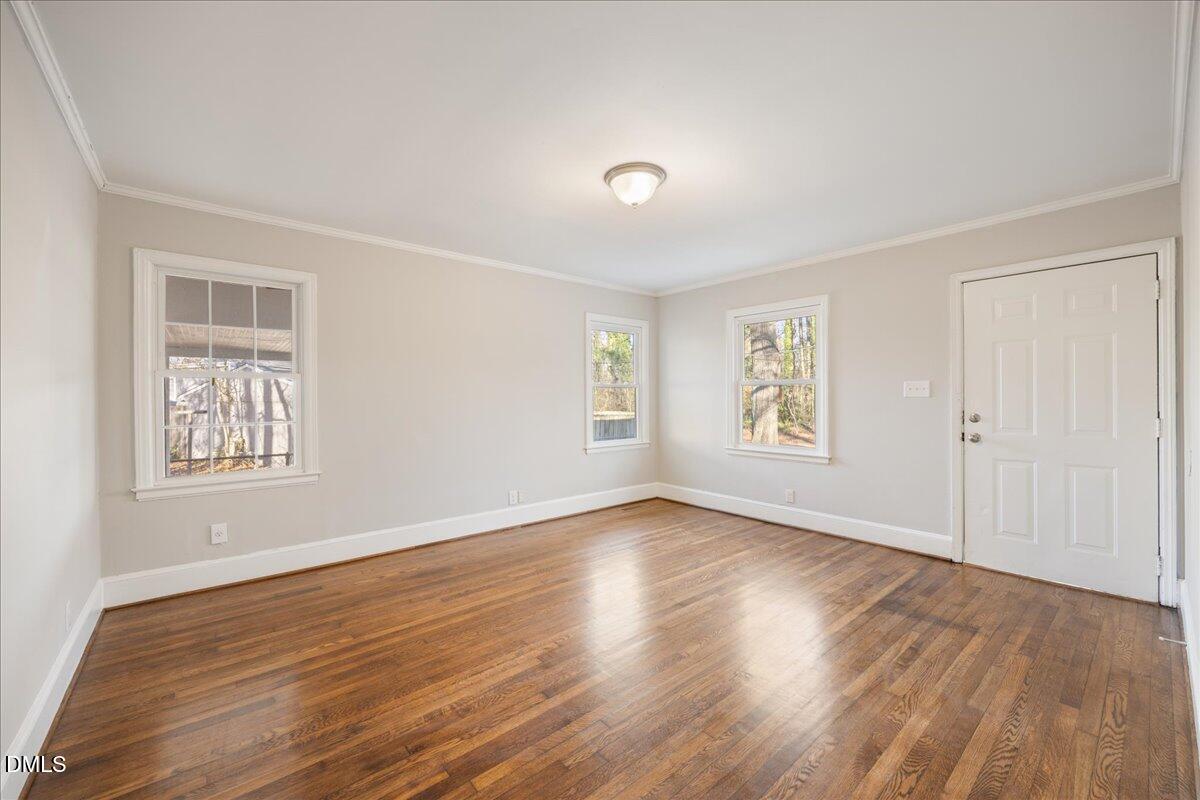 2115 Glendale Avenue Property Photo 4