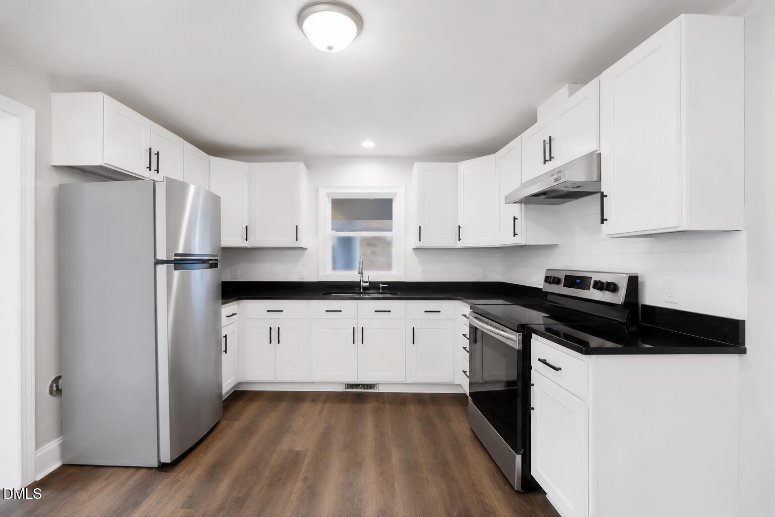 2115 Glendale Avenue Property Photo 7
