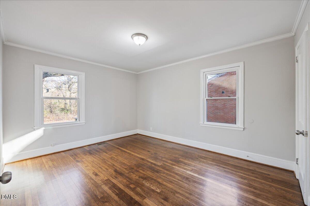 2115 Glendale Avenue Property Photo 13