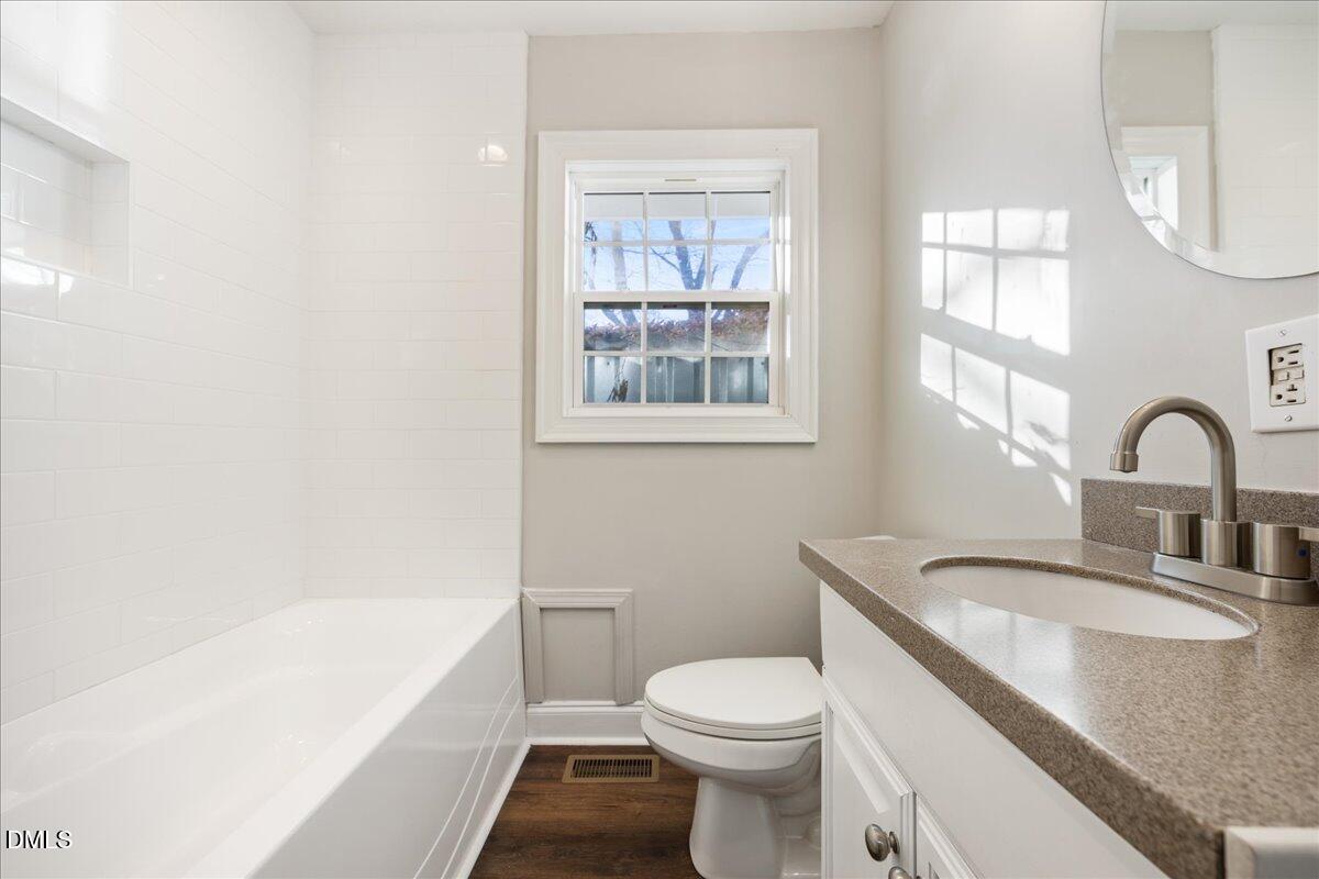 2115 Glendale Avenue Property Photo 19