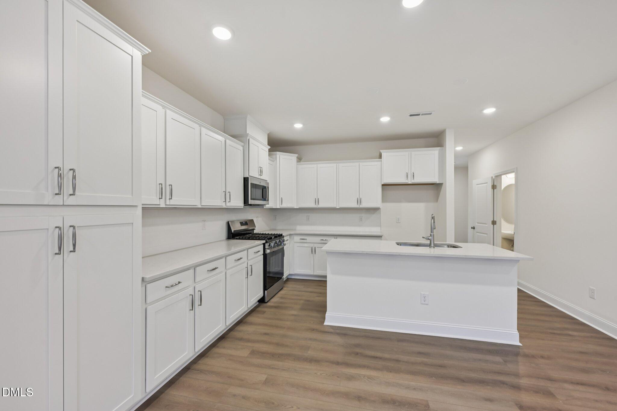 1345 Hammond Drive Property Photo 1