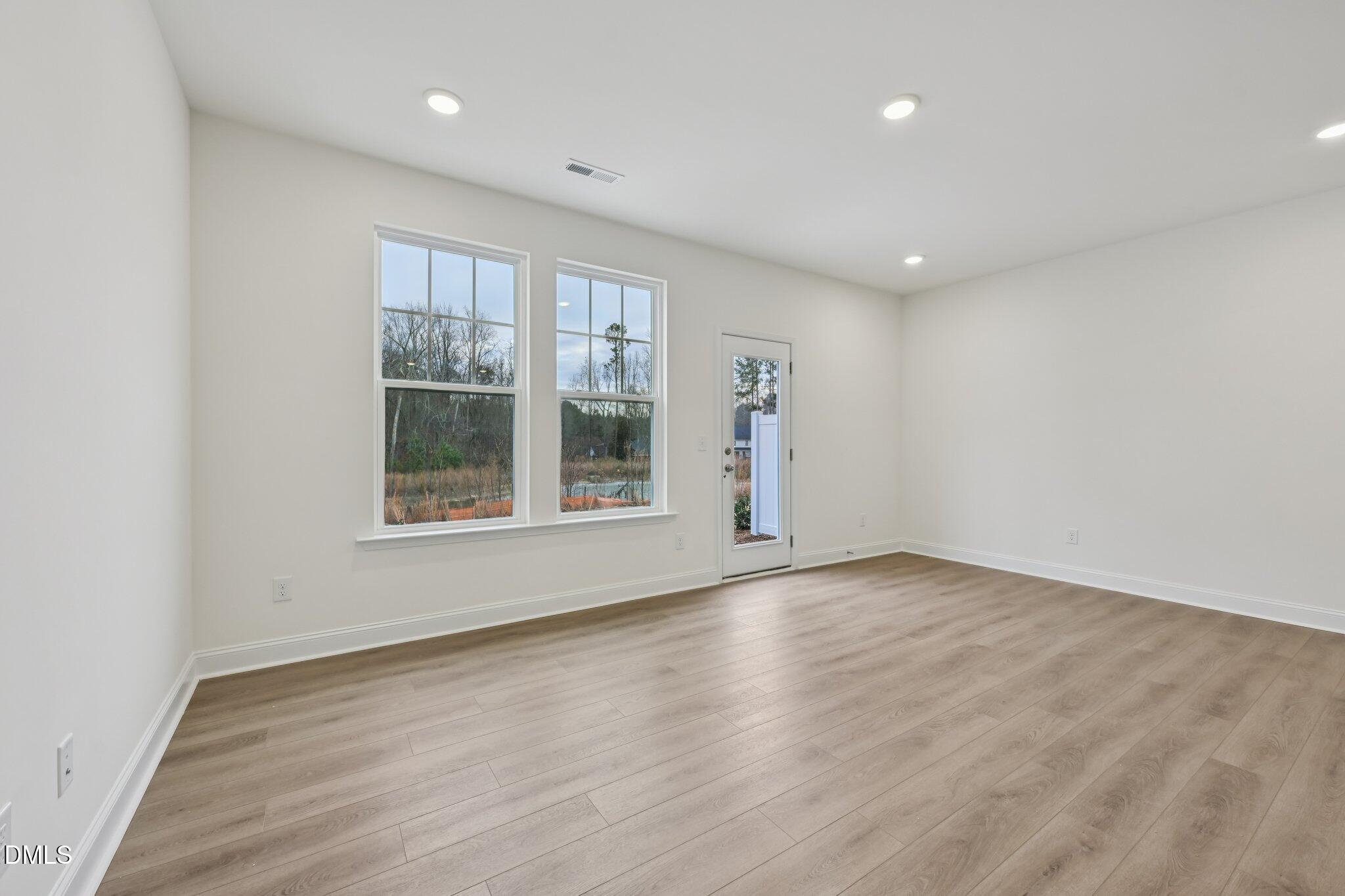 1345 Hammond Drive Property Photo 25