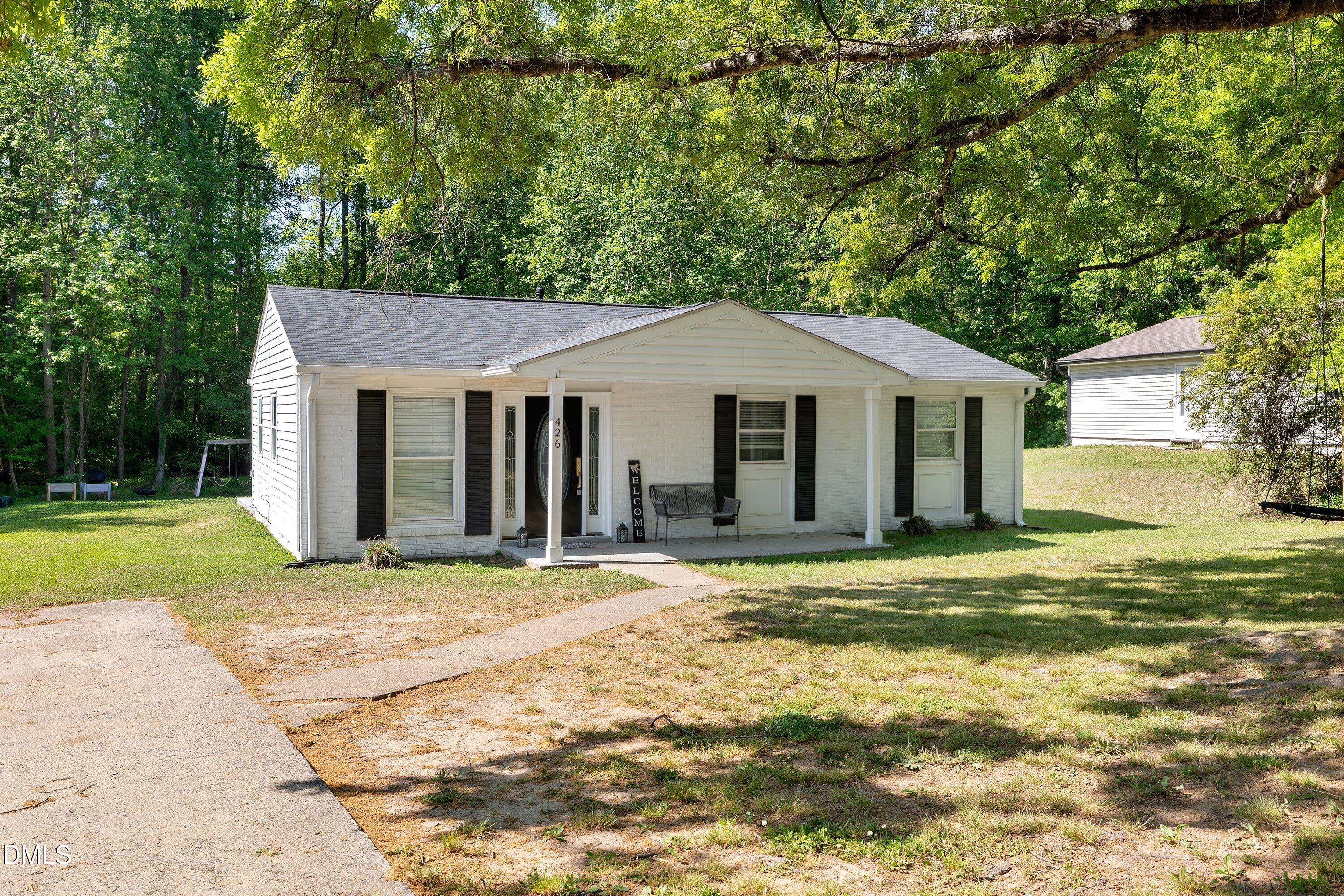 426 Walton Street Property Photo 2