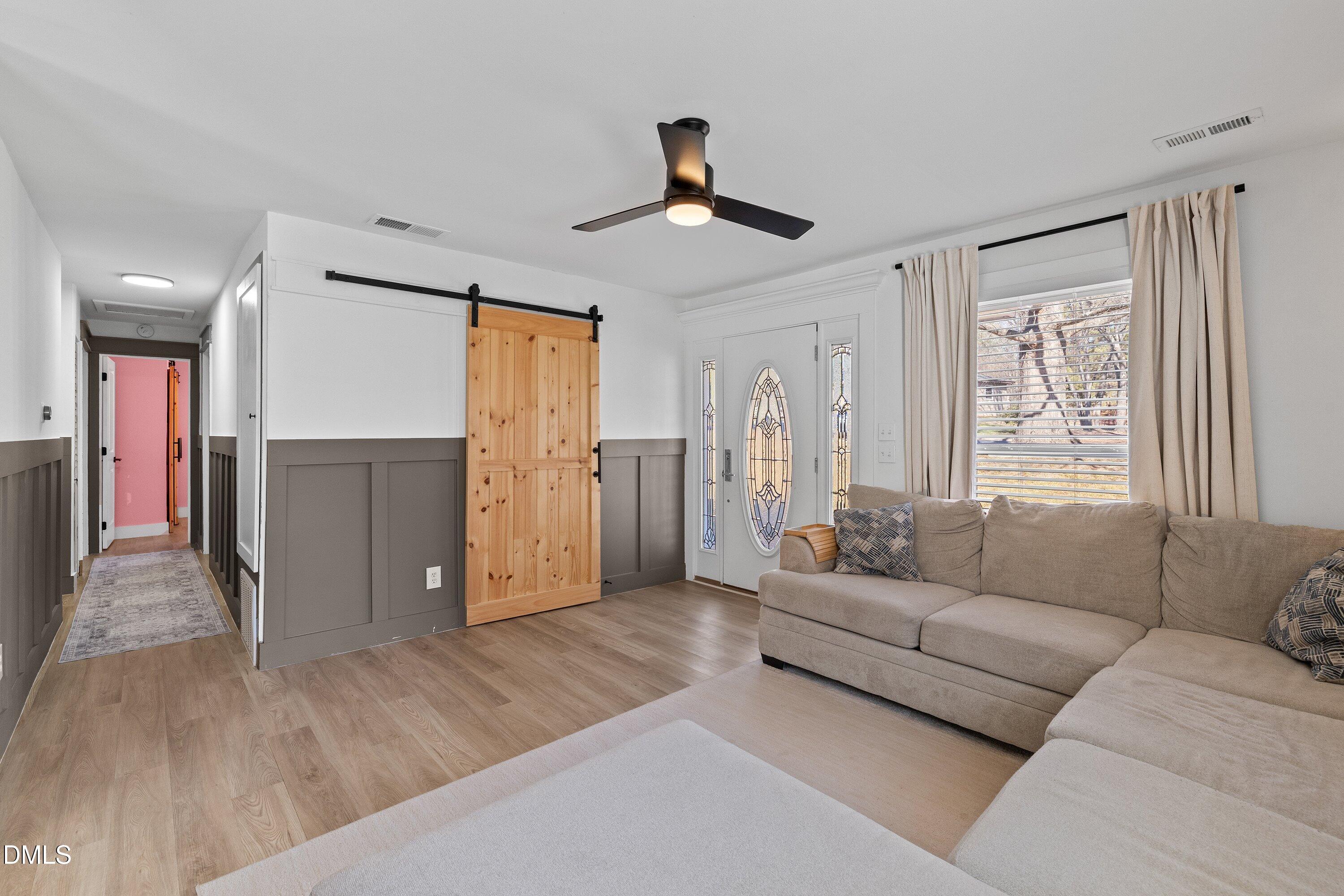 426 Walton Street Property Photo 8