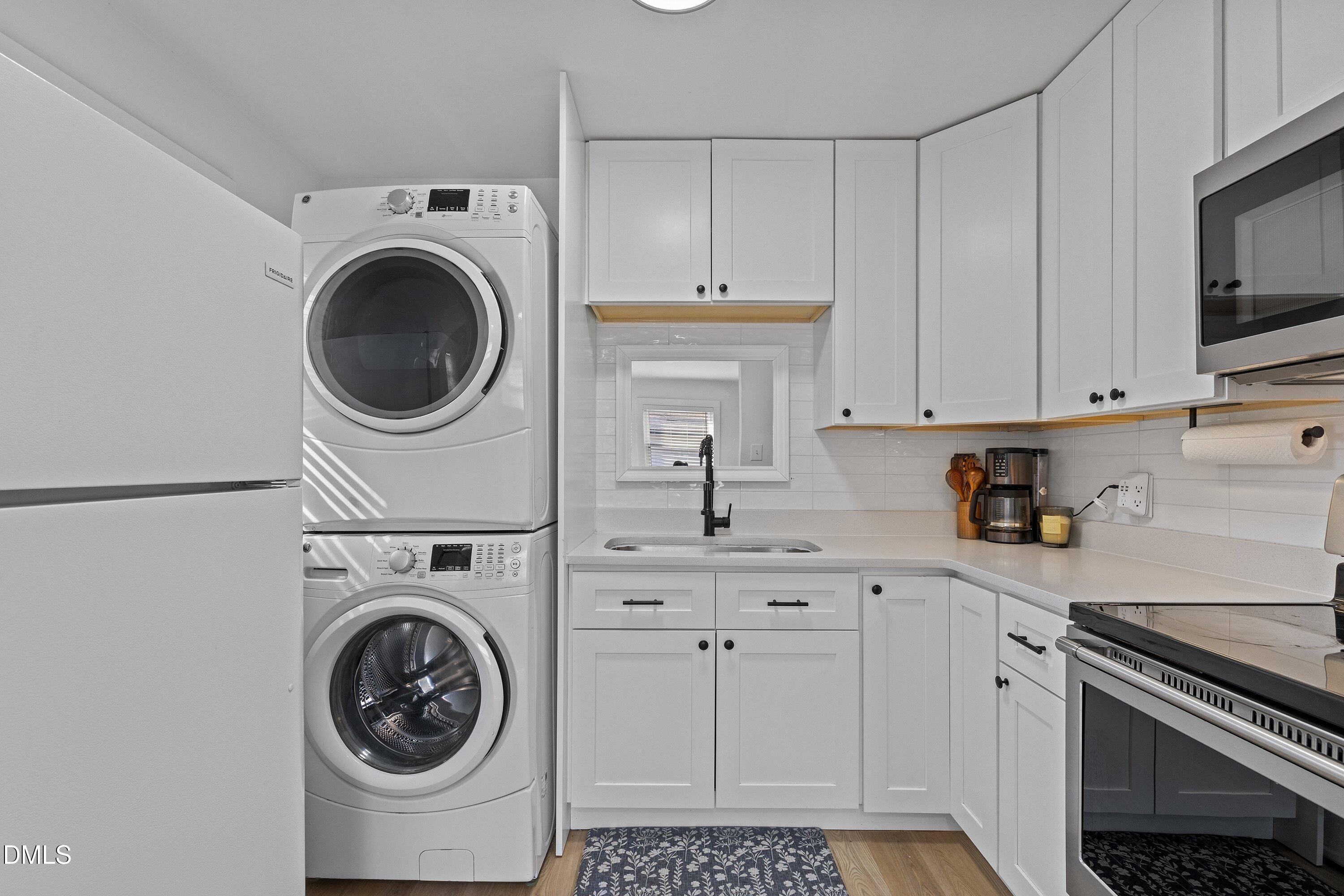 426 Walton Street Property Photo 12