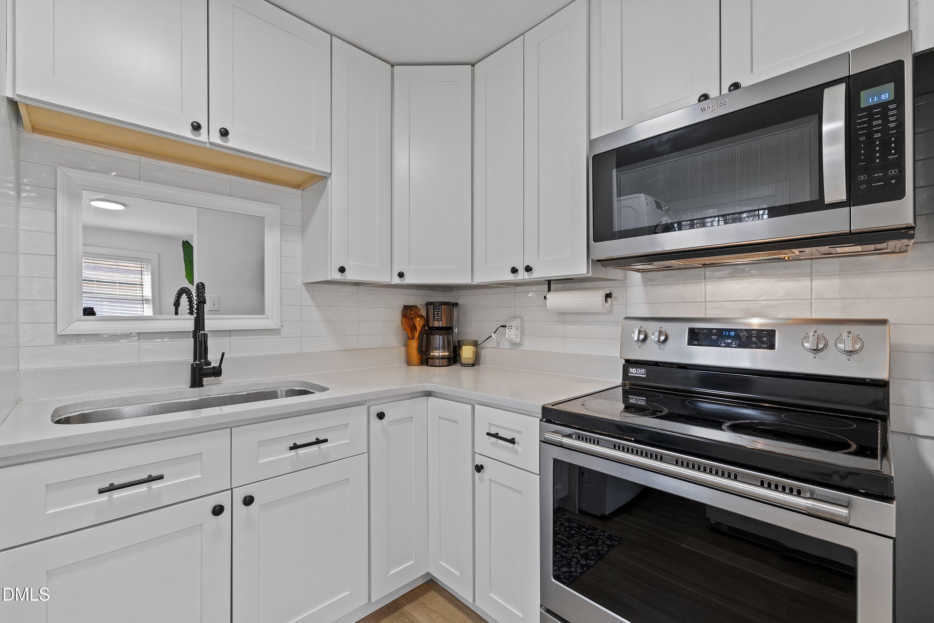 426 Walton Street Property Photo 13