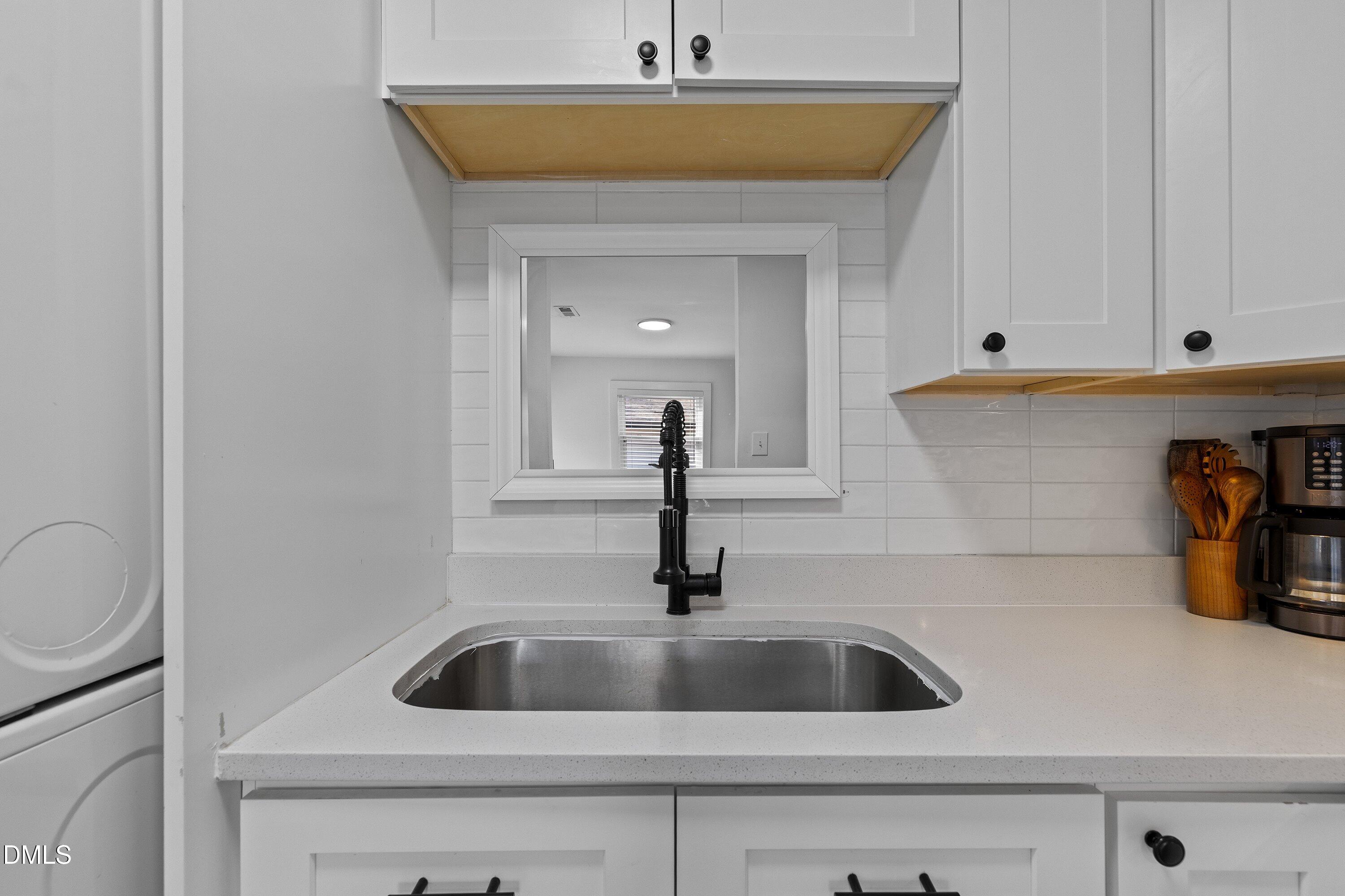 426 Walton Street Property Photo 15