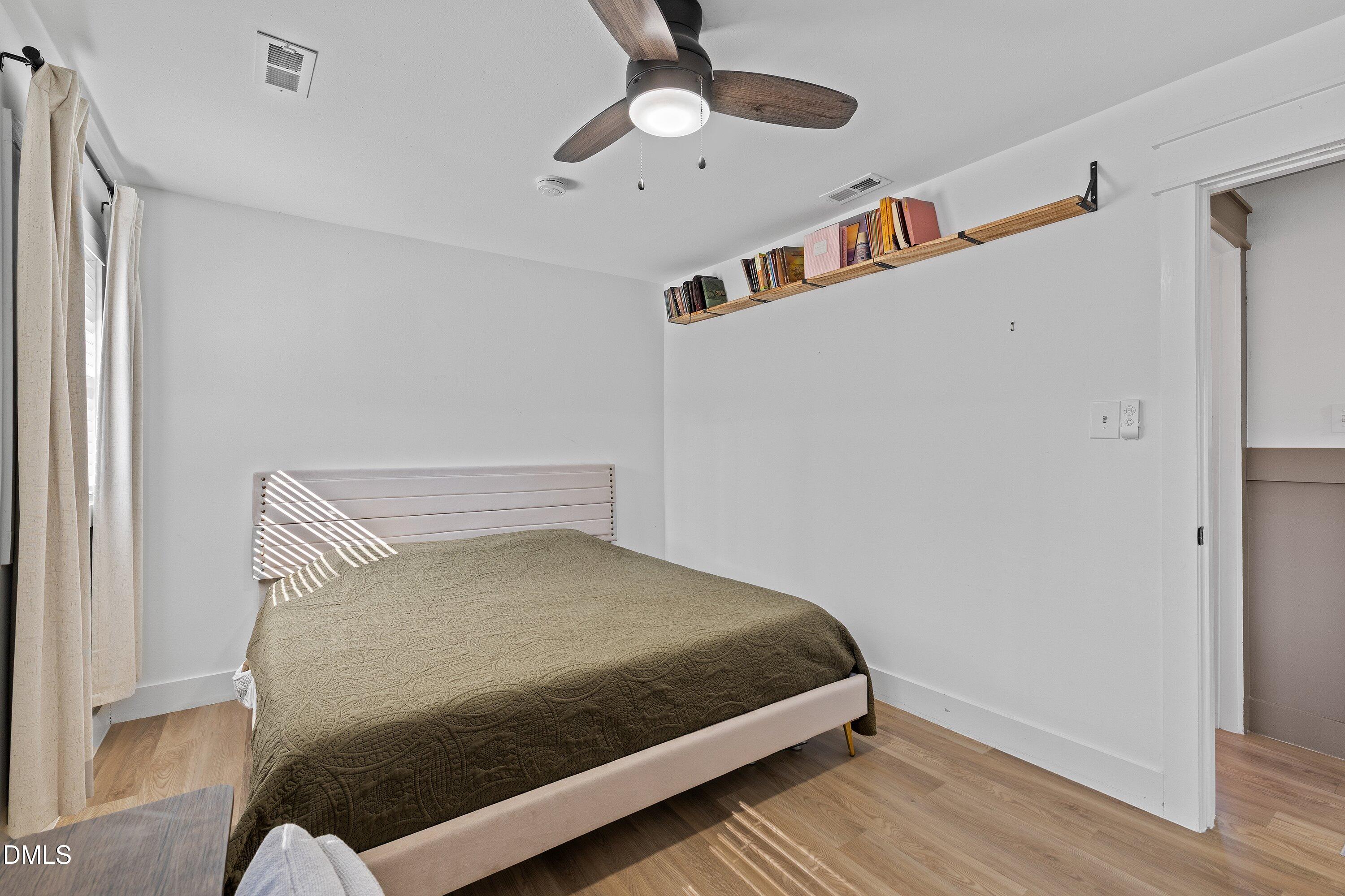 426 Walton Street Property Photo 22
