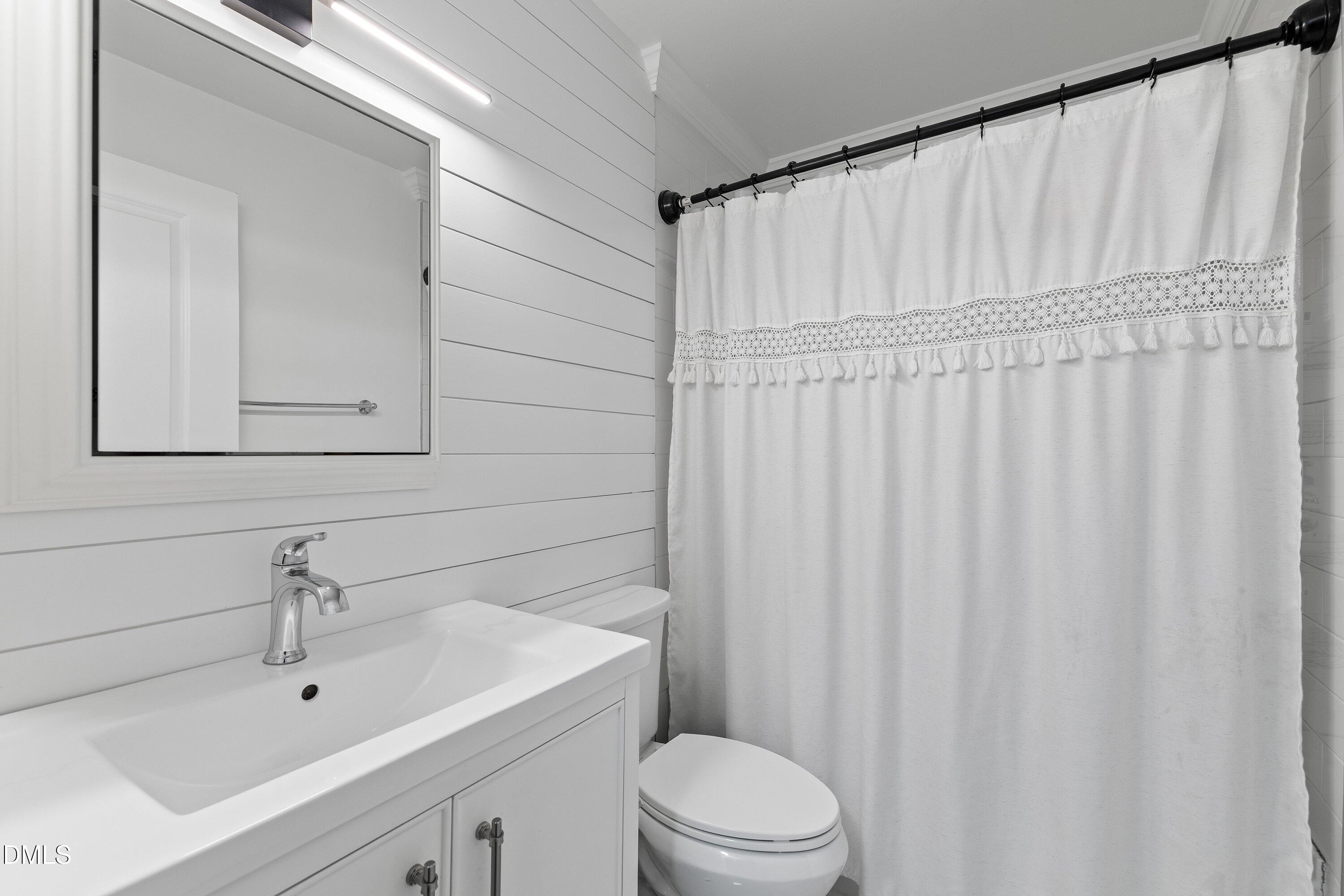 426 Walton Street Property Photo 25