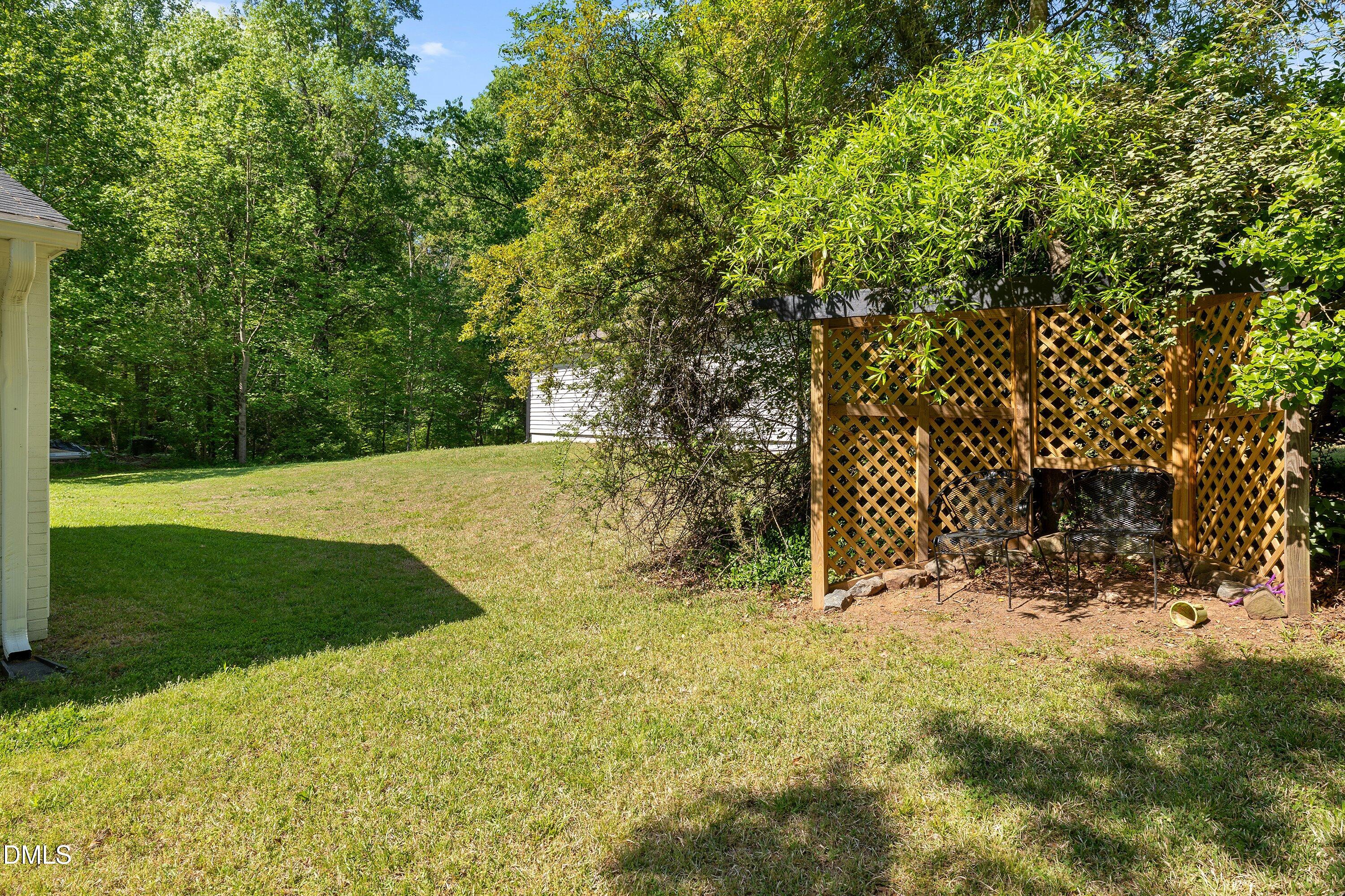 426 Walton Street Property Photo 27