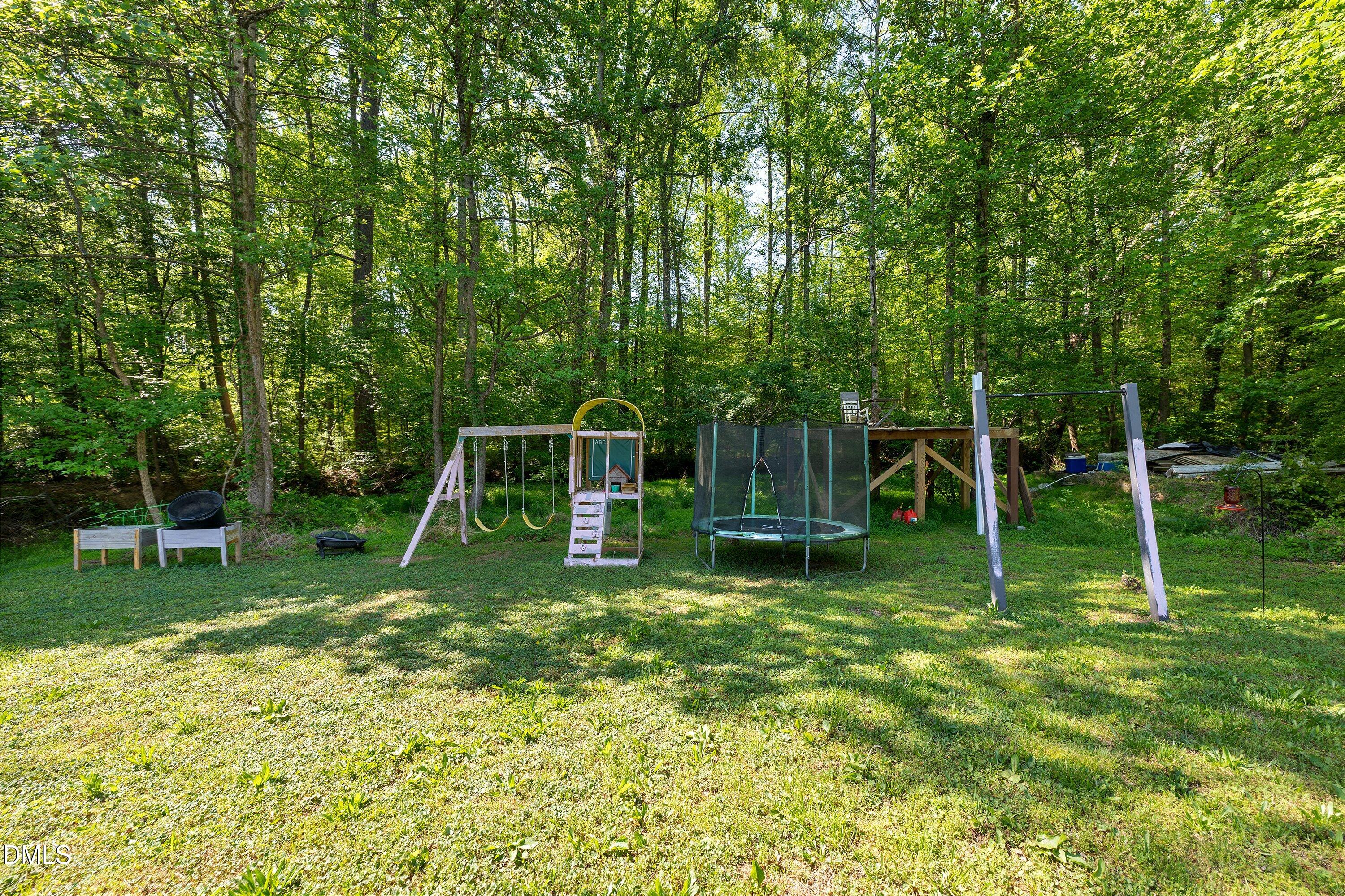426 Walton Street Property Photo 36