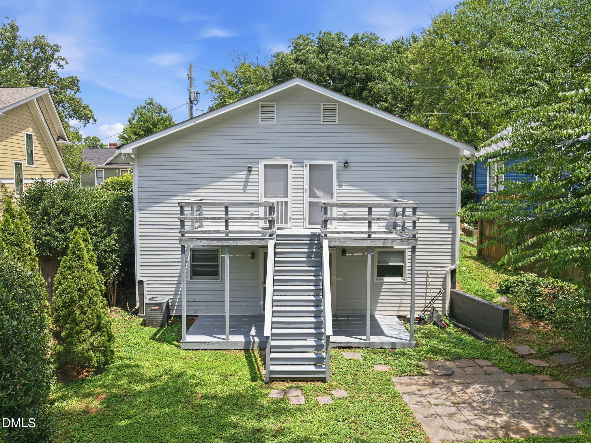 1305 Filmore Street Property Photo 6
