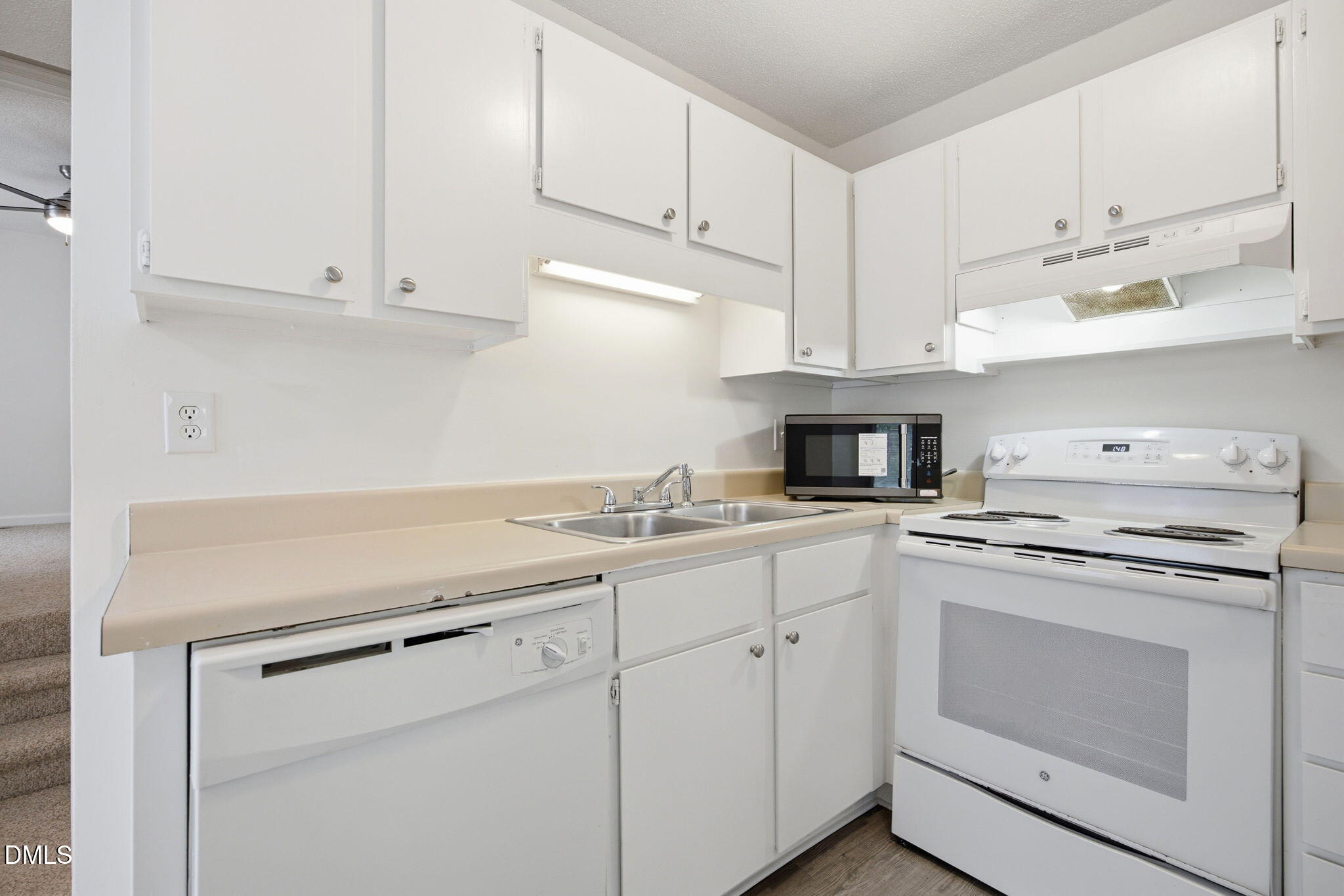 1305 Filmore Street Property Photo 22