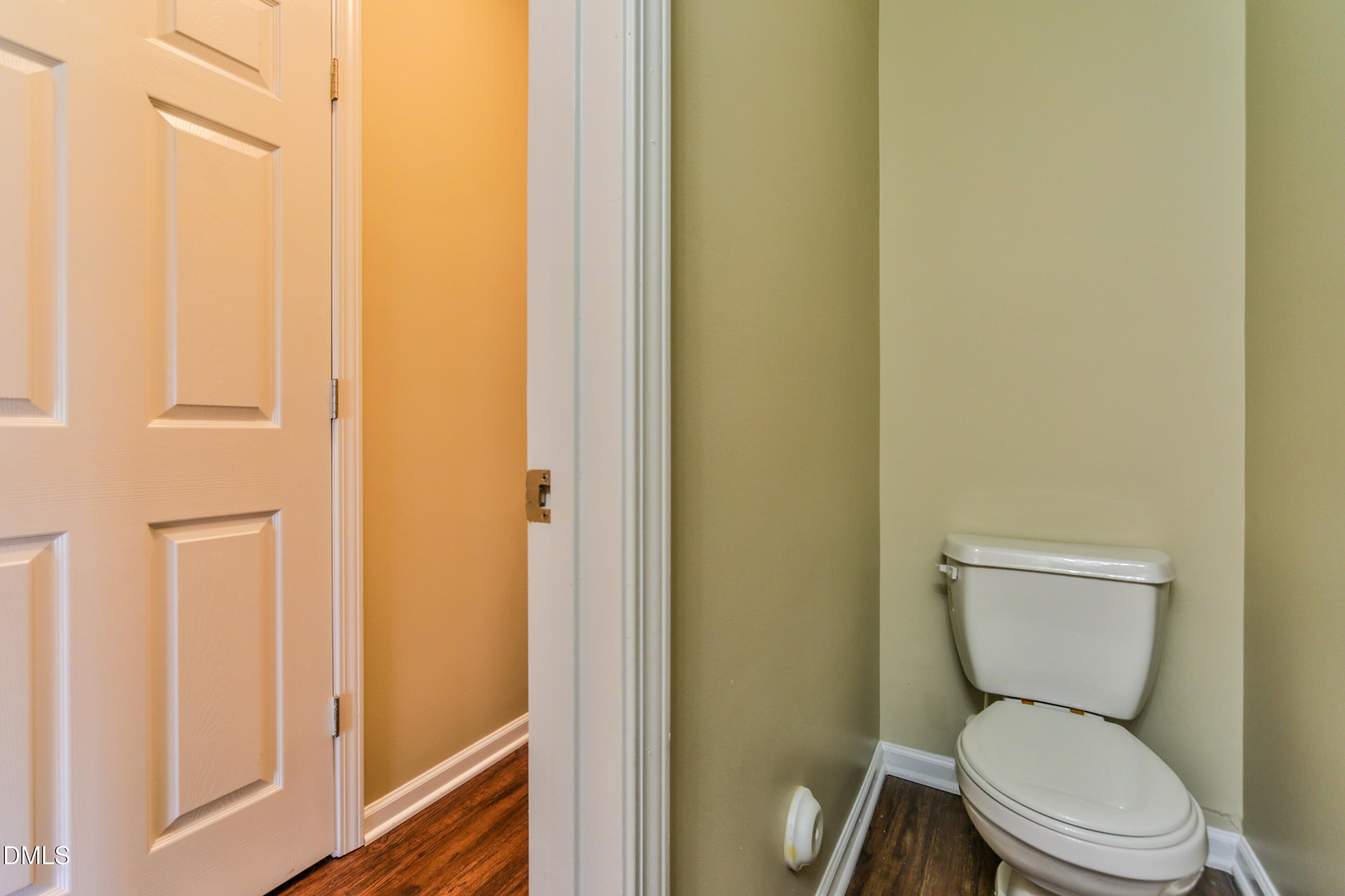 304 Whitehall Court Property Photo 18