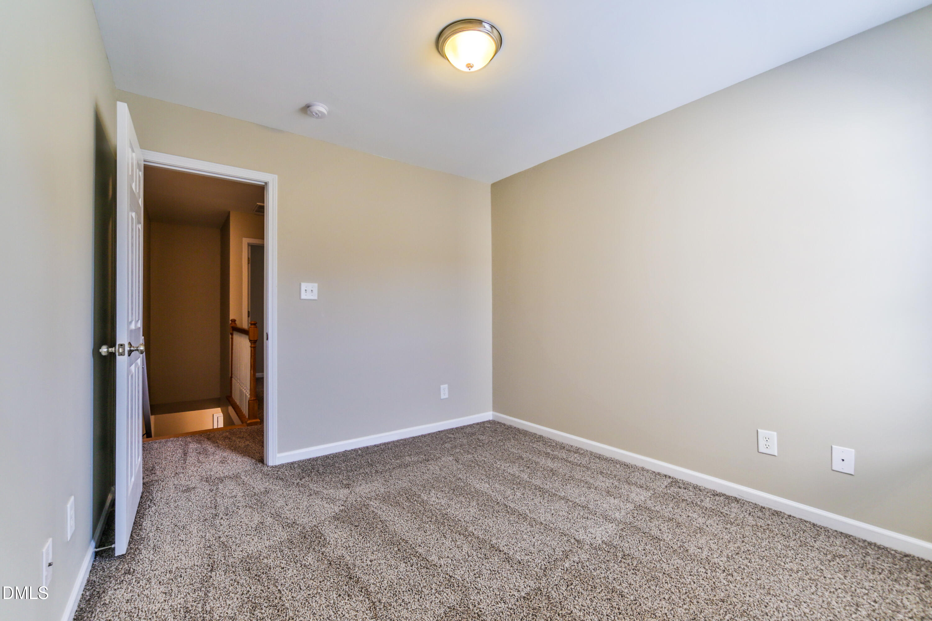 304 Whitehall Court Property Photo 22