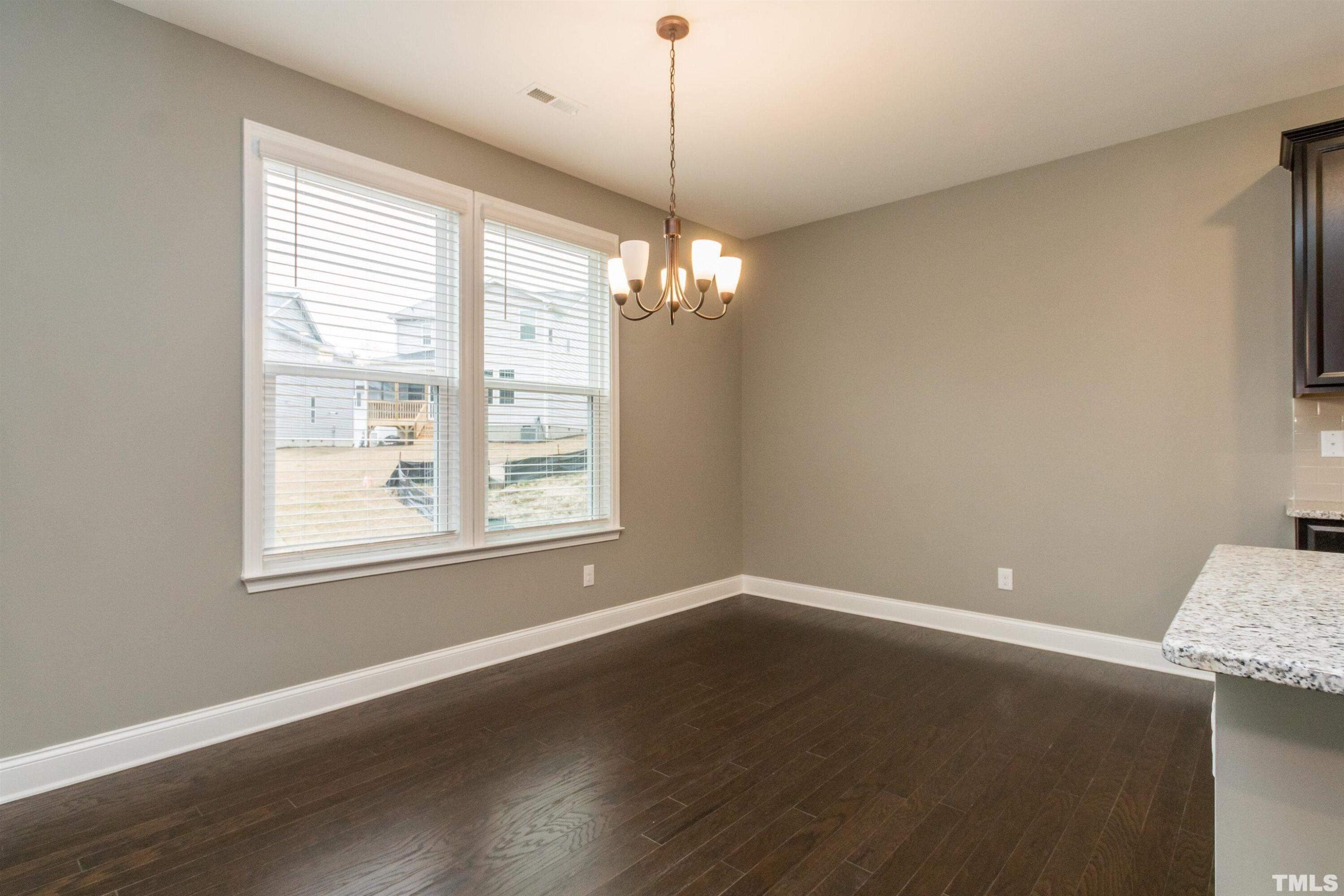 4072 Reunion Creek Parkway Property Photo 9