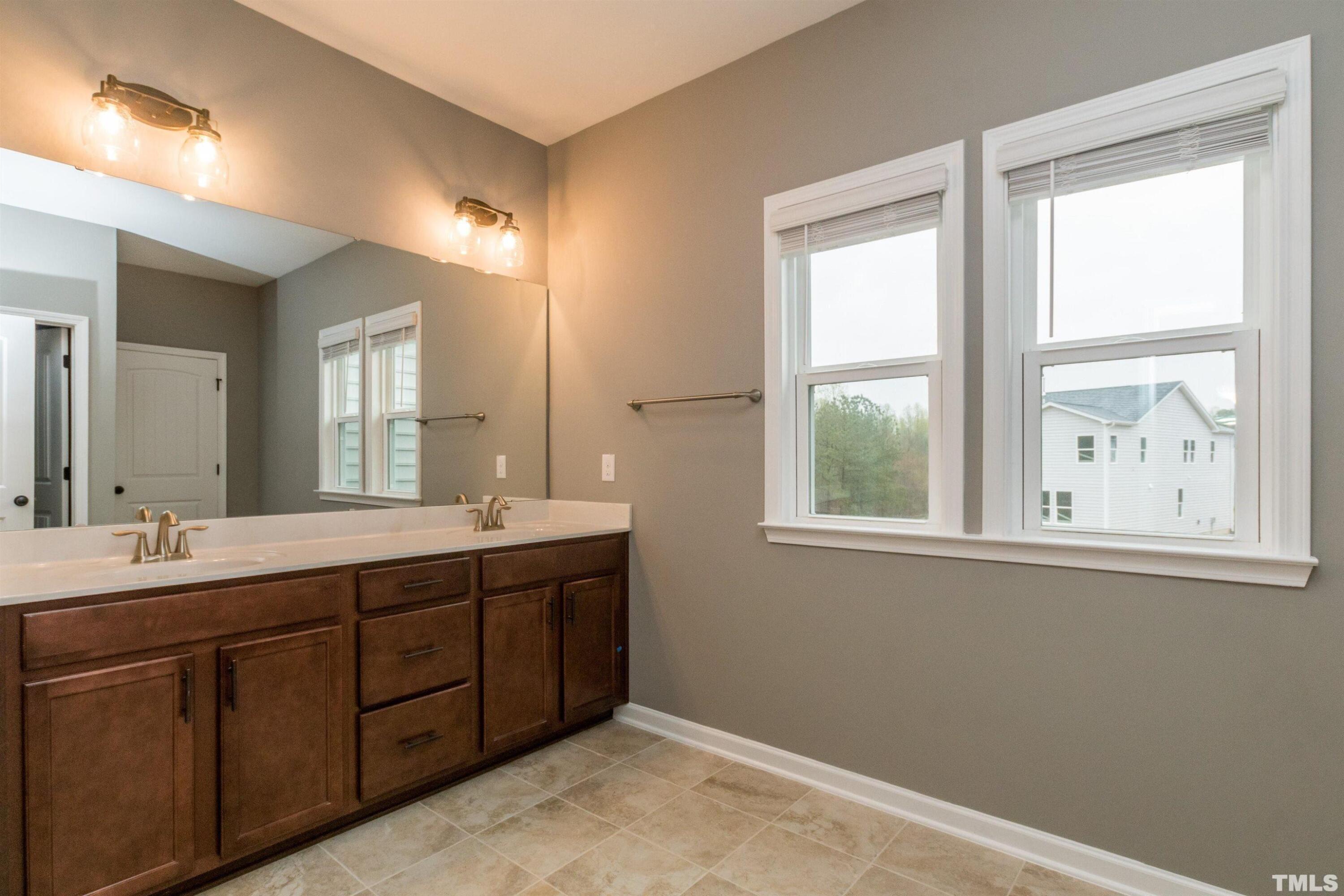 4072 Reunion Creek Parkway Property Photo 15