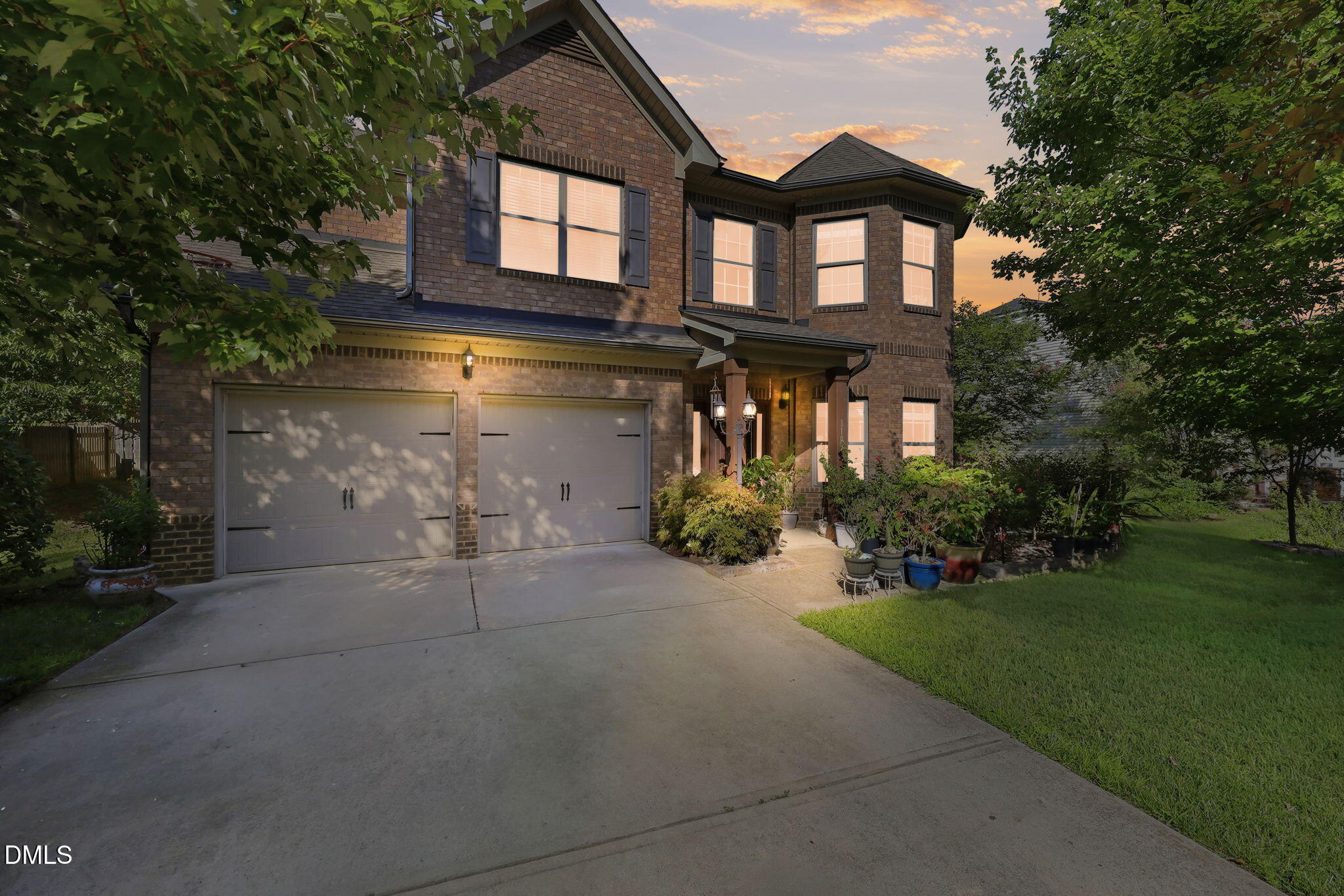 1105 Longleaf Pine Place Property Photo 1
