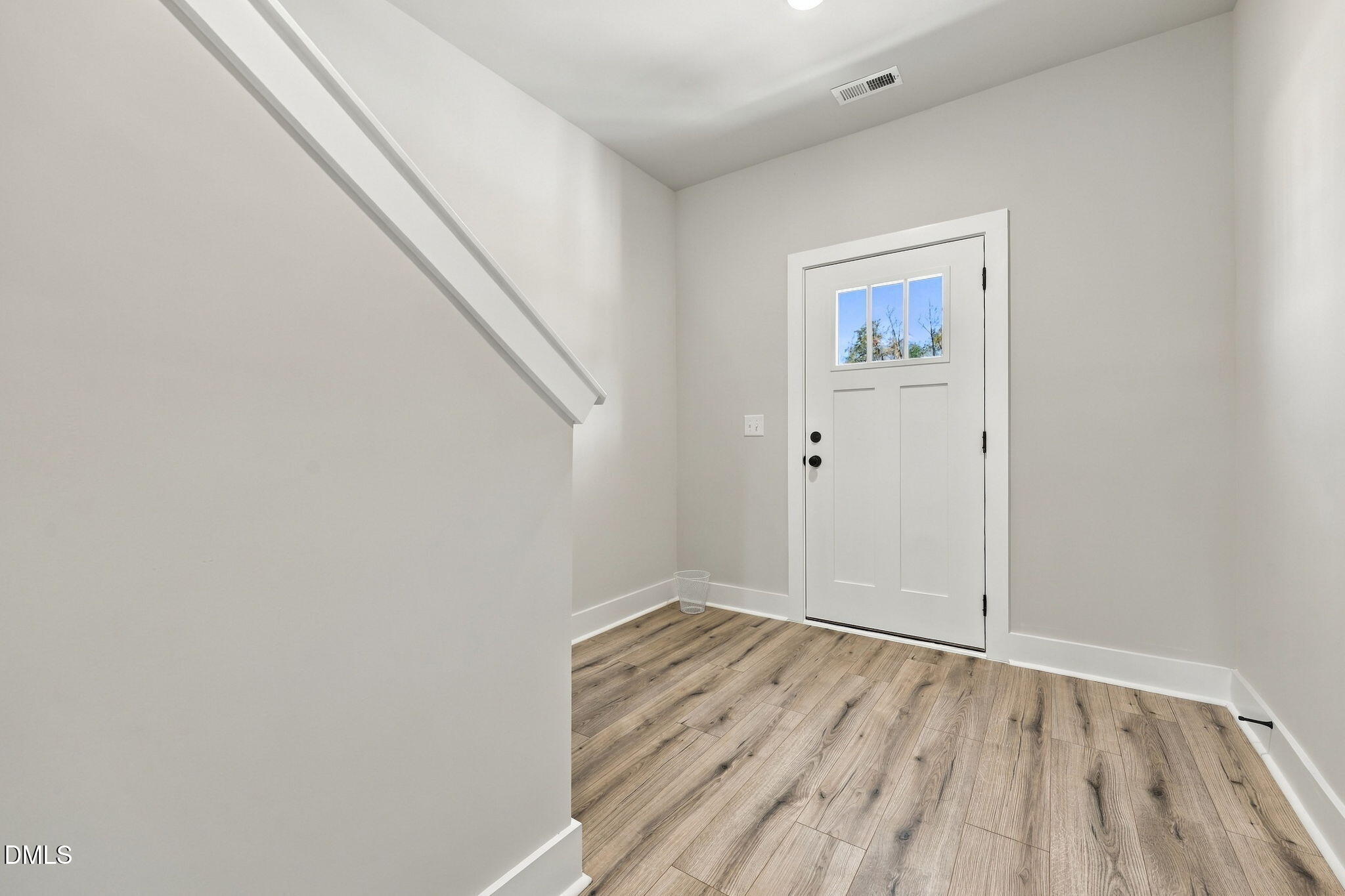 127 Grinnell Loop Property Photo 8