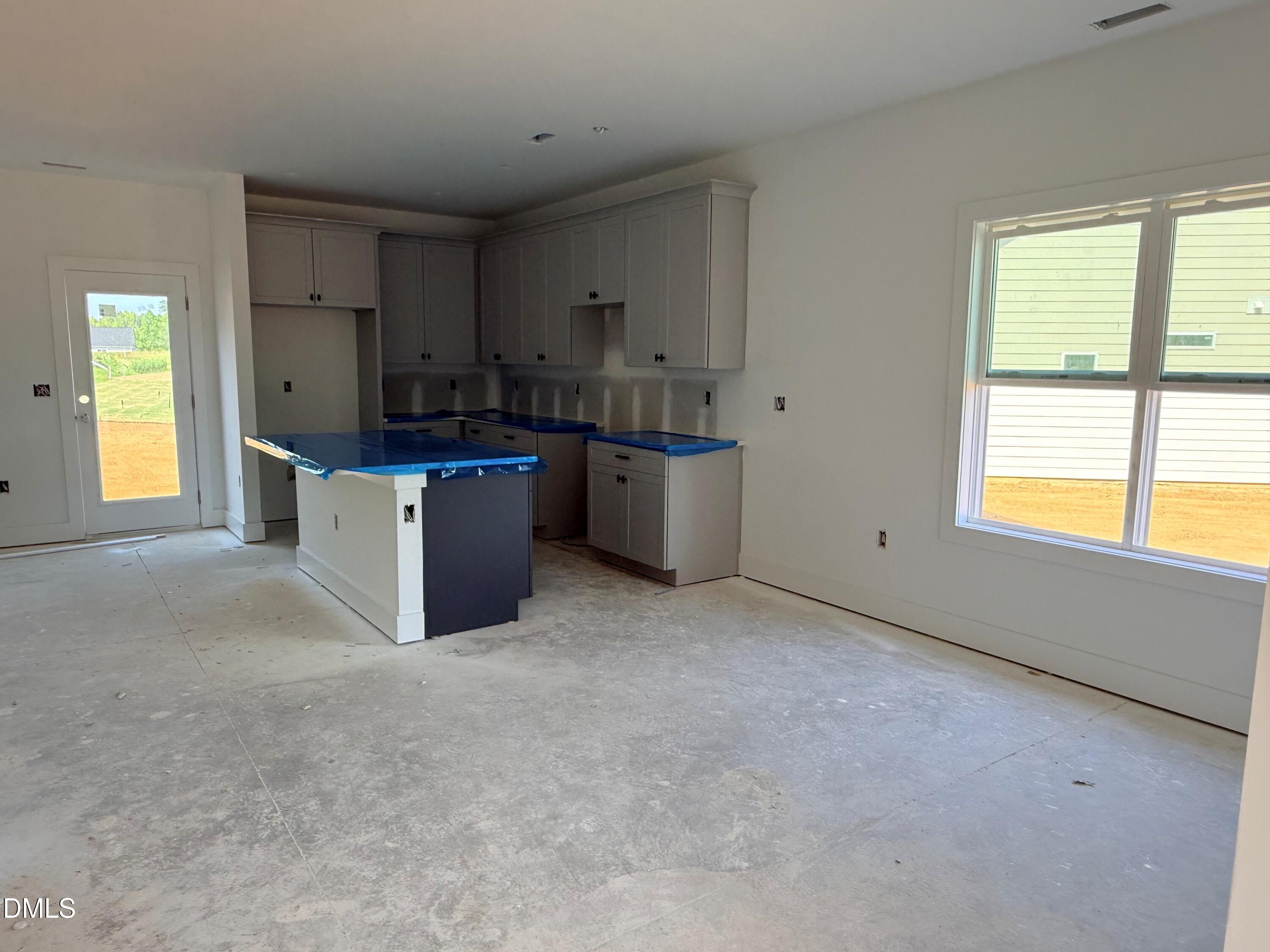 131 Grinnell Loop Property Photo 3