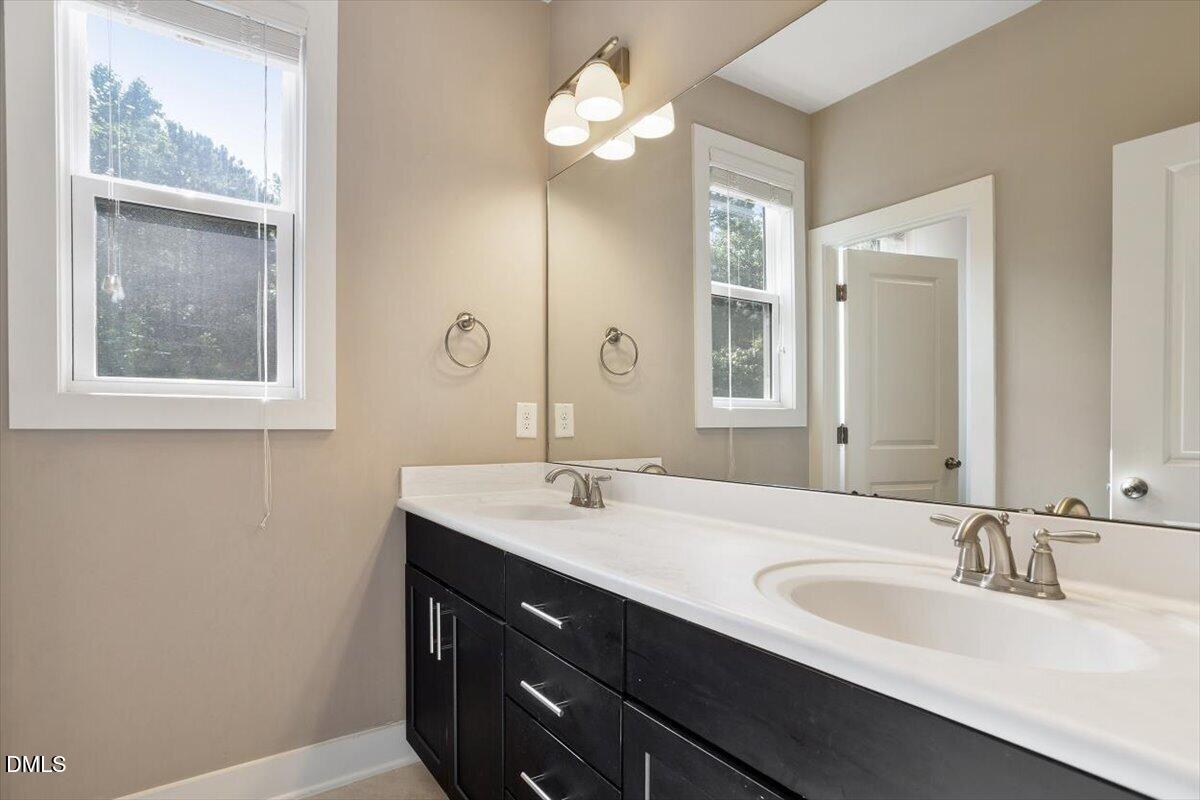 8029 Rosemont Parkway Property Photo 27