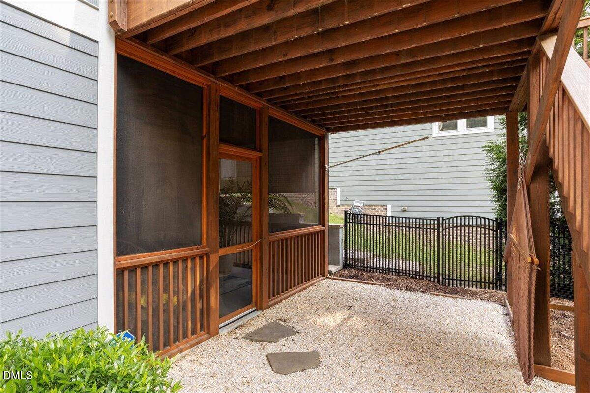8029 Rosemont Parkway Property Photo 43