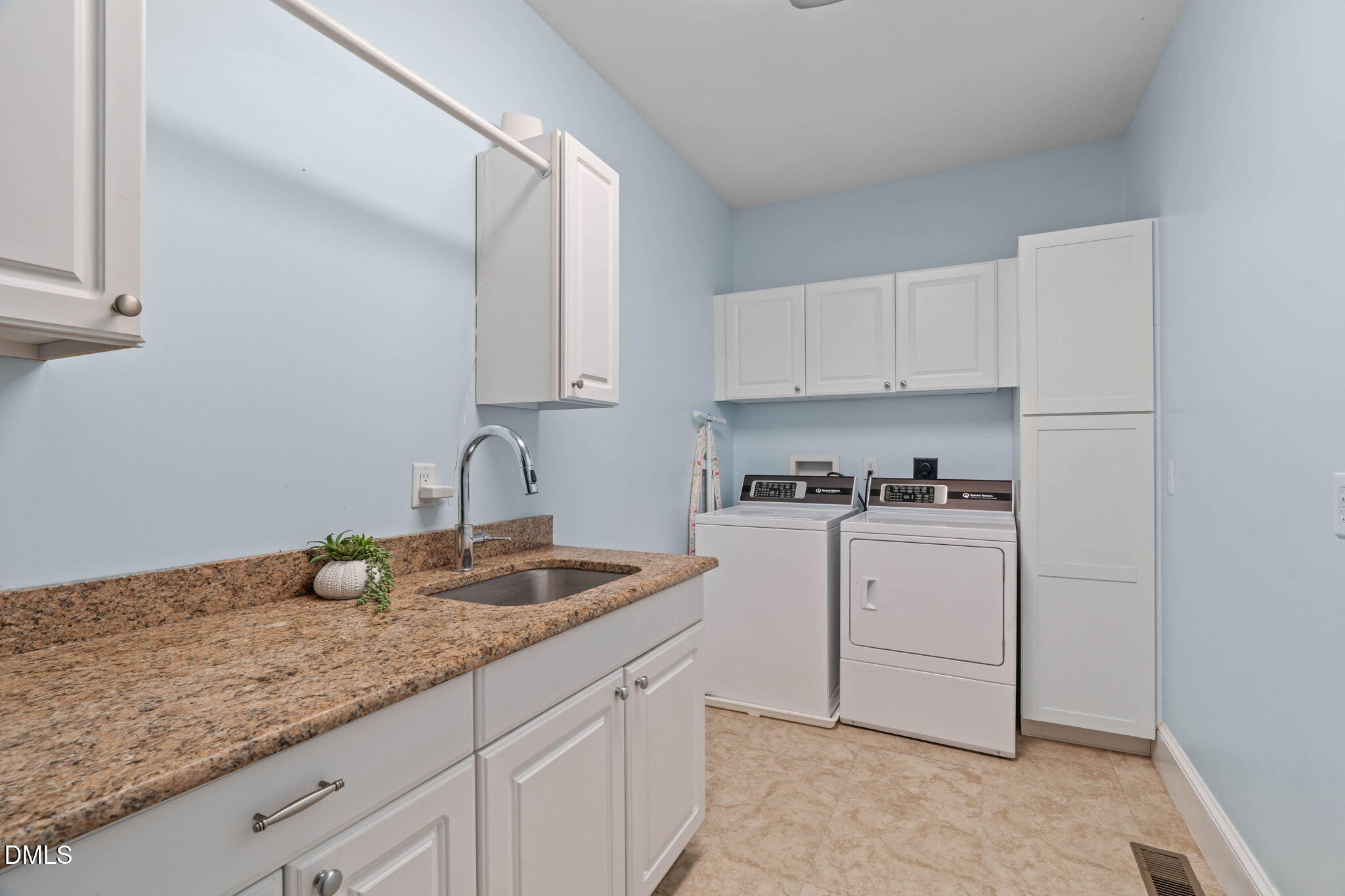 5341 Georgiana Ridge Drive Property Photo 19