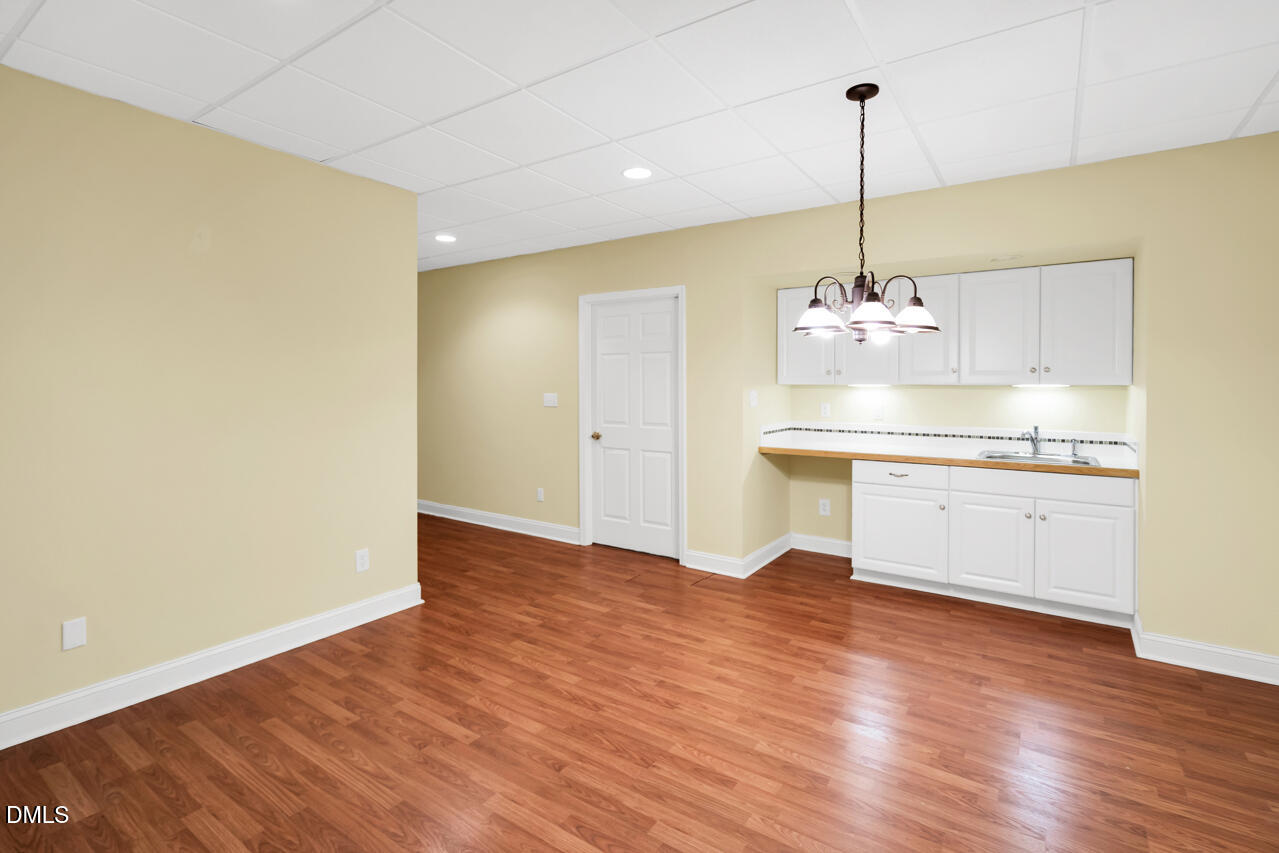 862 Hatfield Property Photo 45