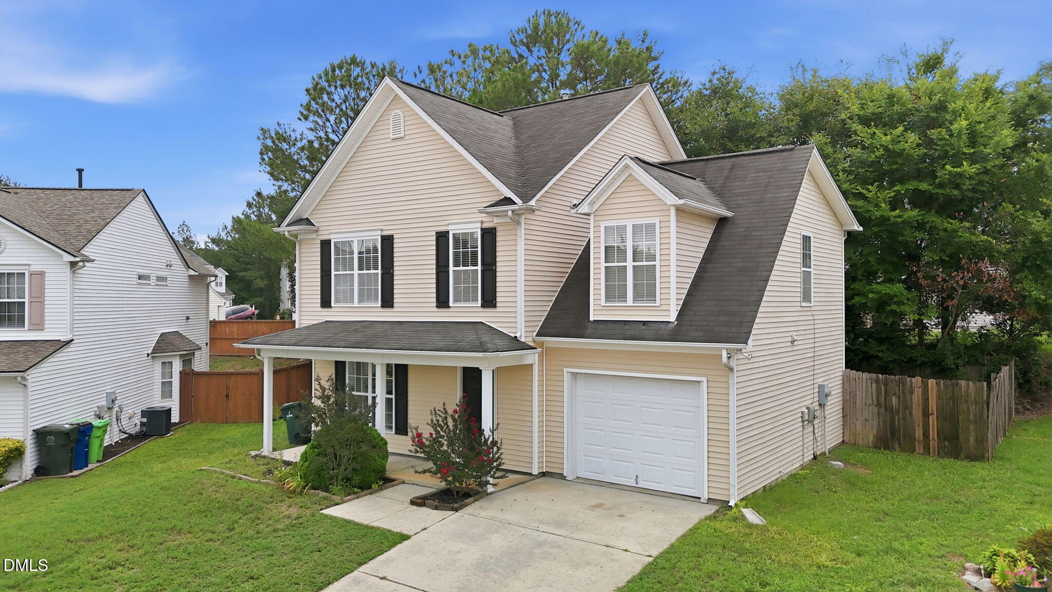 1423 Windycrest Court Property Photo 18