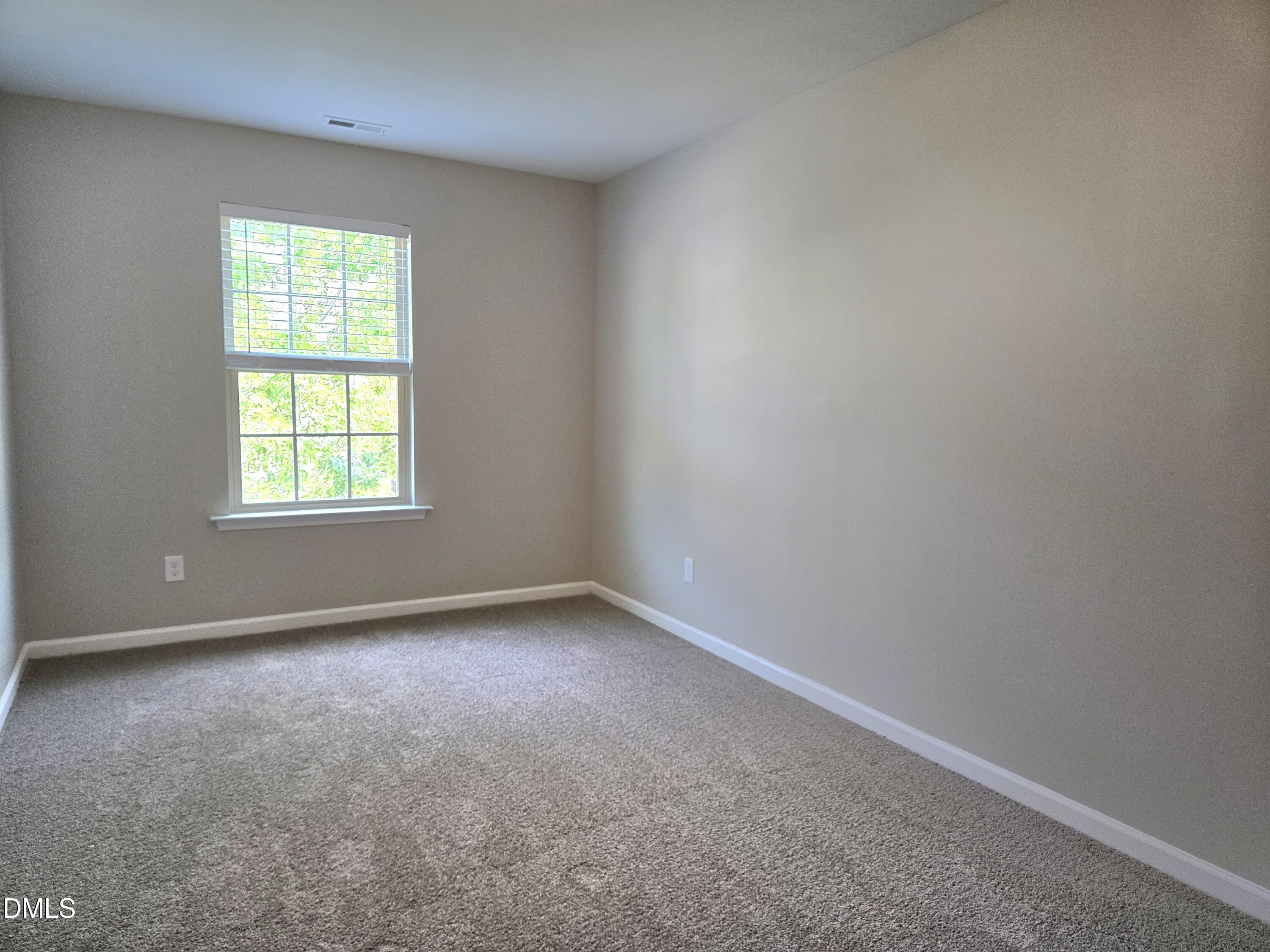 72 E Grove Point Drive Property Photo 15